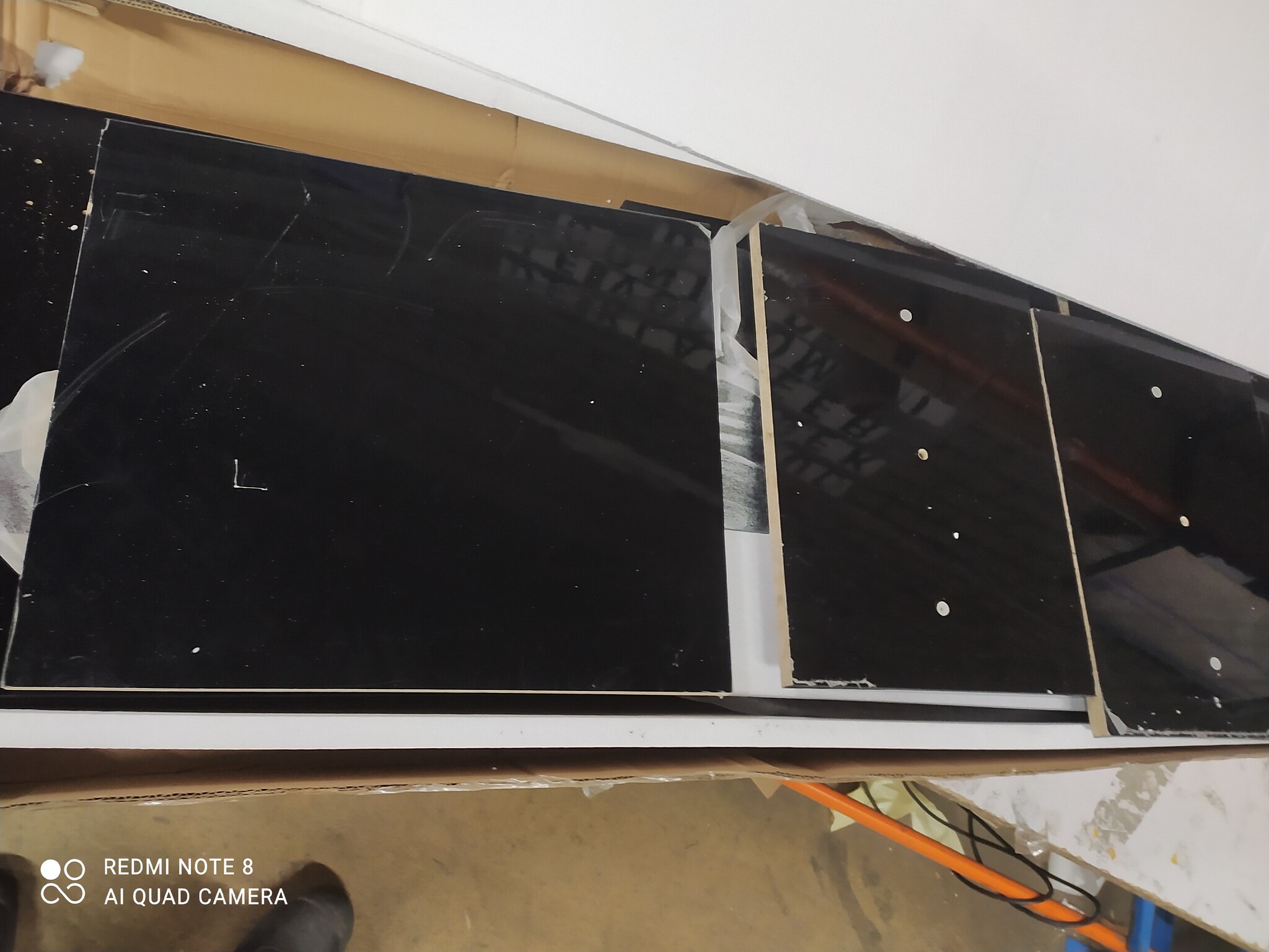 VidaXL TV-meubel Hoogglans Zwart 140x40.5cm - 55% Korting!