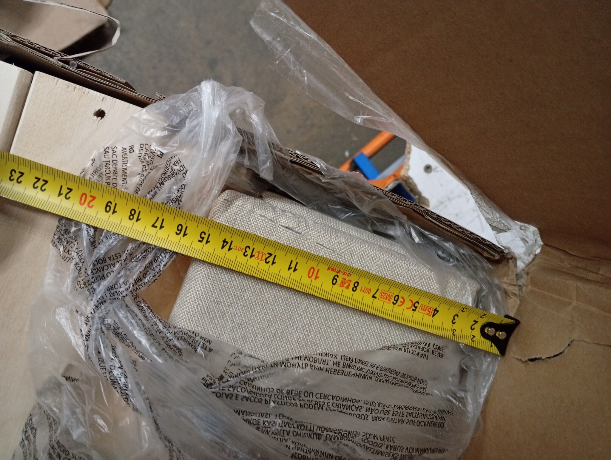 vidaXL Bedframe Crème 200x200 cm - 60% Korting!