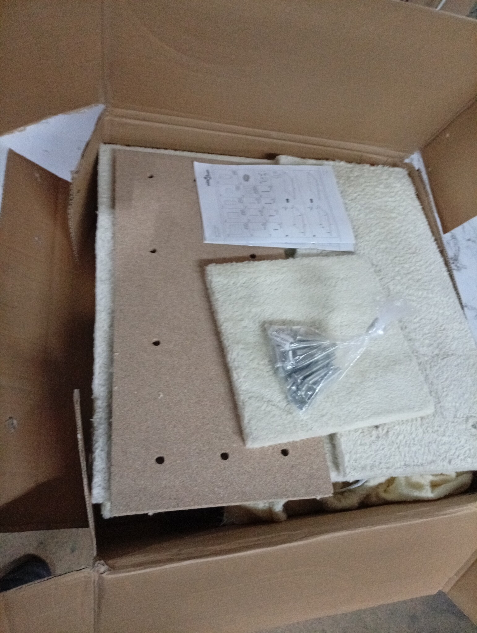 vidaXL Kattenmeubel Crème - 132 cm | 71% Korting