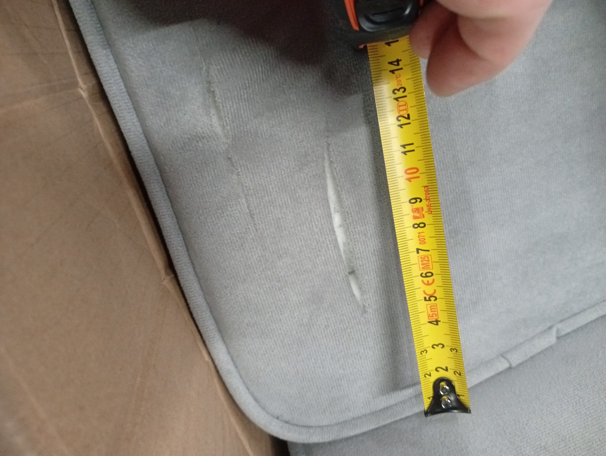 vidaXL Hondenbank 72x45cm Pluche Grijs - 64% Korting!