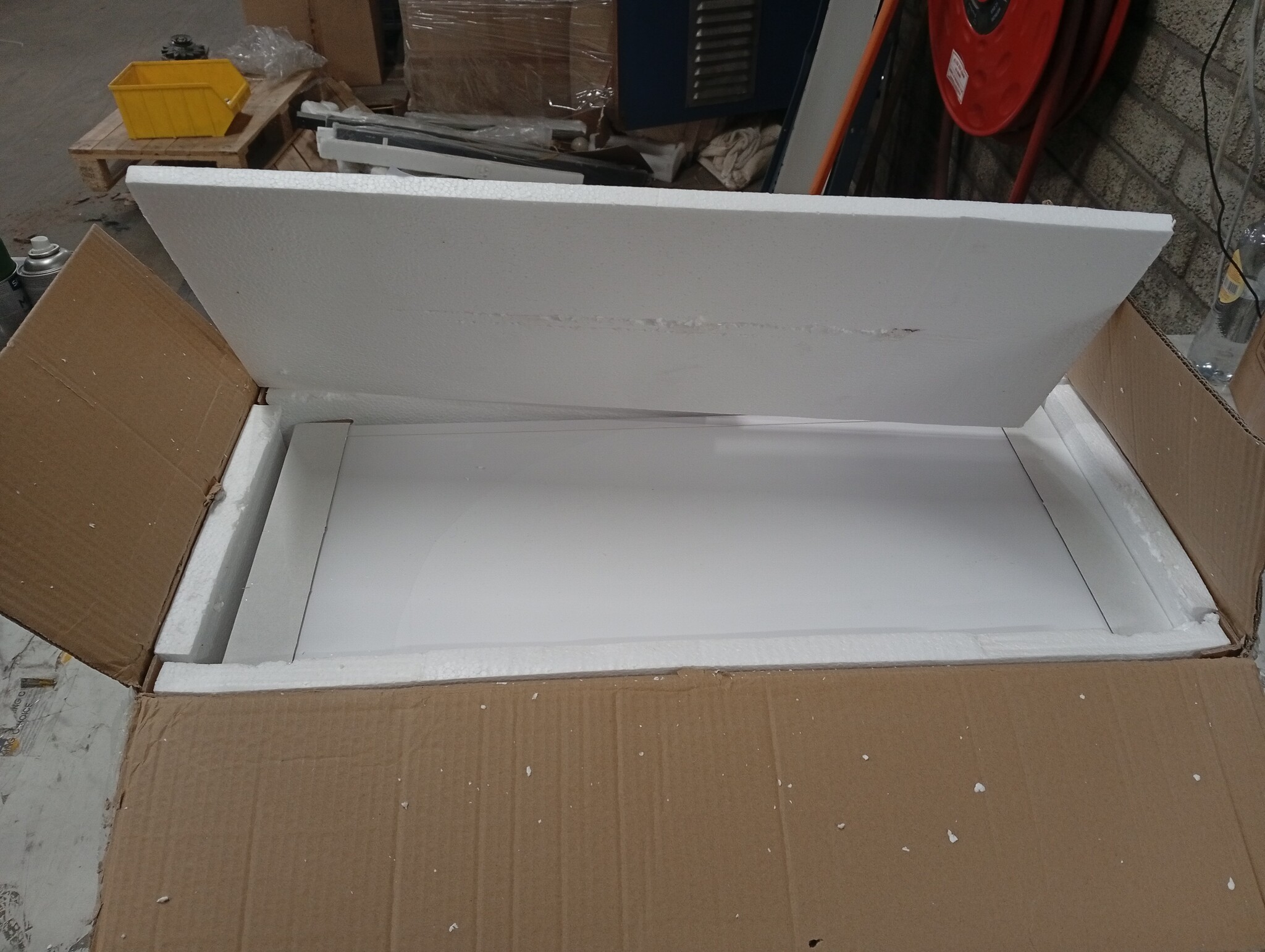 vidaXL Wandschappen 2 st met lade - 60x23.5x10 cm MDF Wit - 68% Korting!