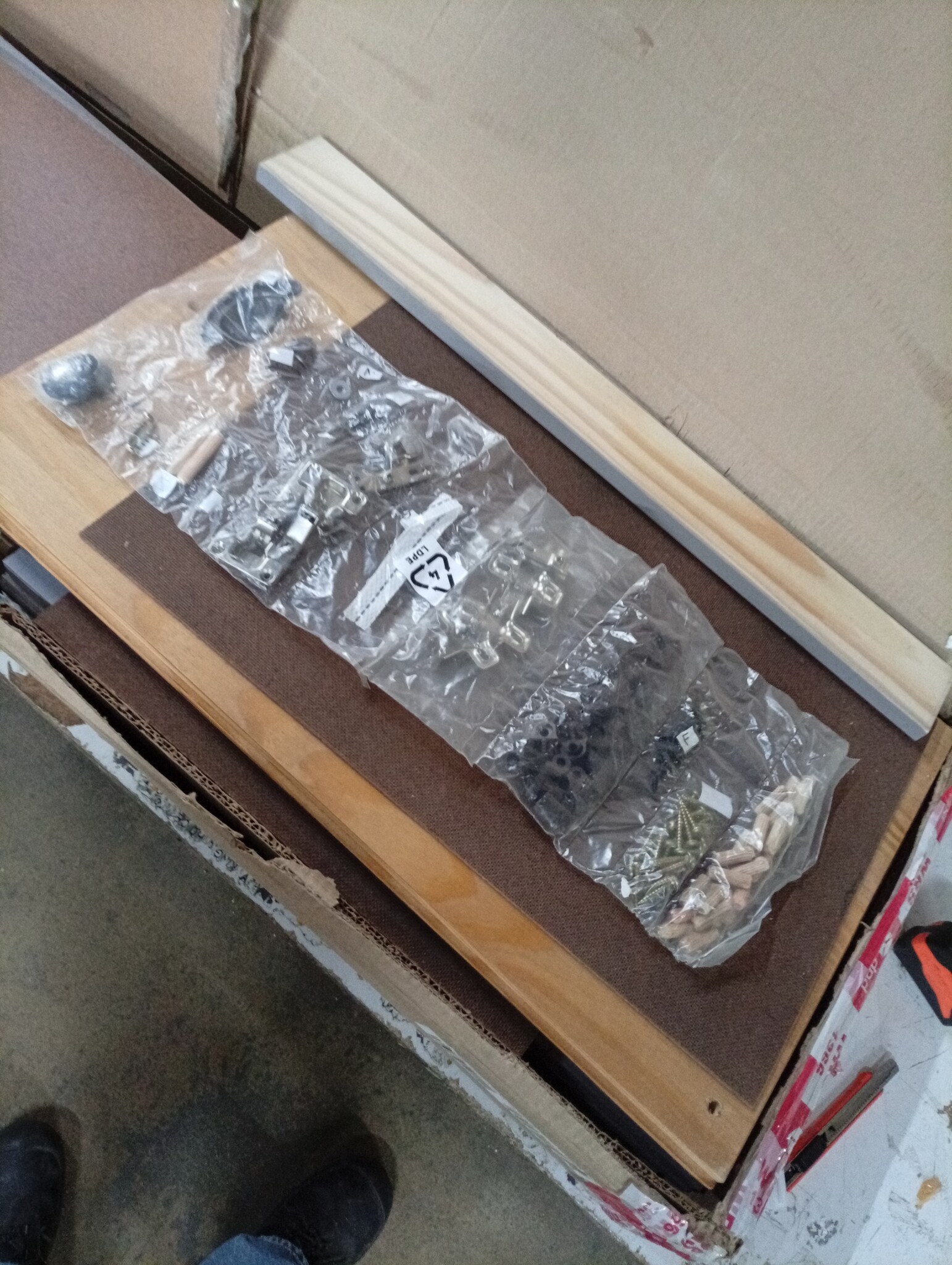 vidaXL Schoenenkast VIGO - 60x35x96 cm Grenenhout Grijs | -55%