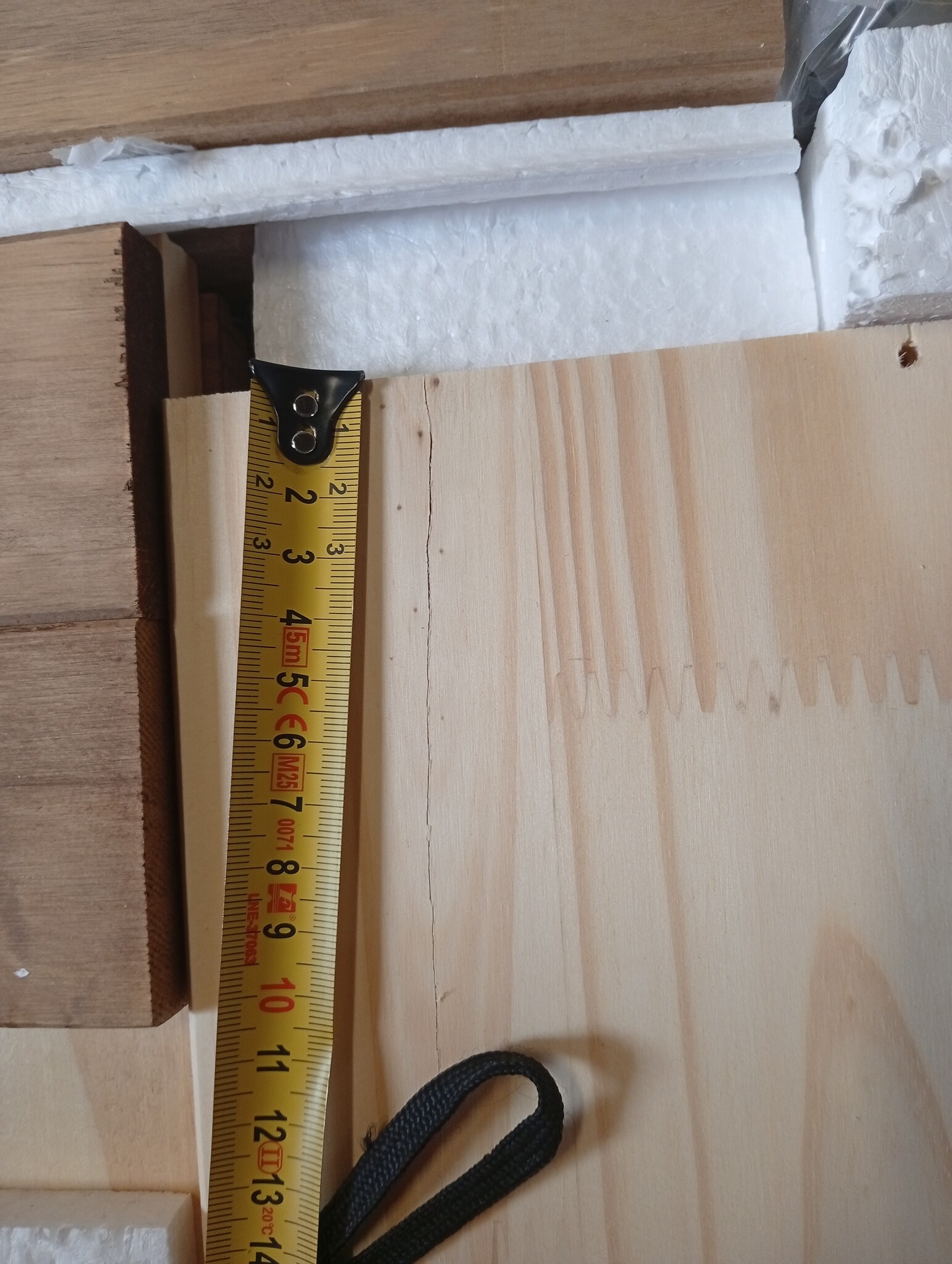 vidaXL Ladekast Corona Grenenhout (112x48x91 cm) - 55% Korting!