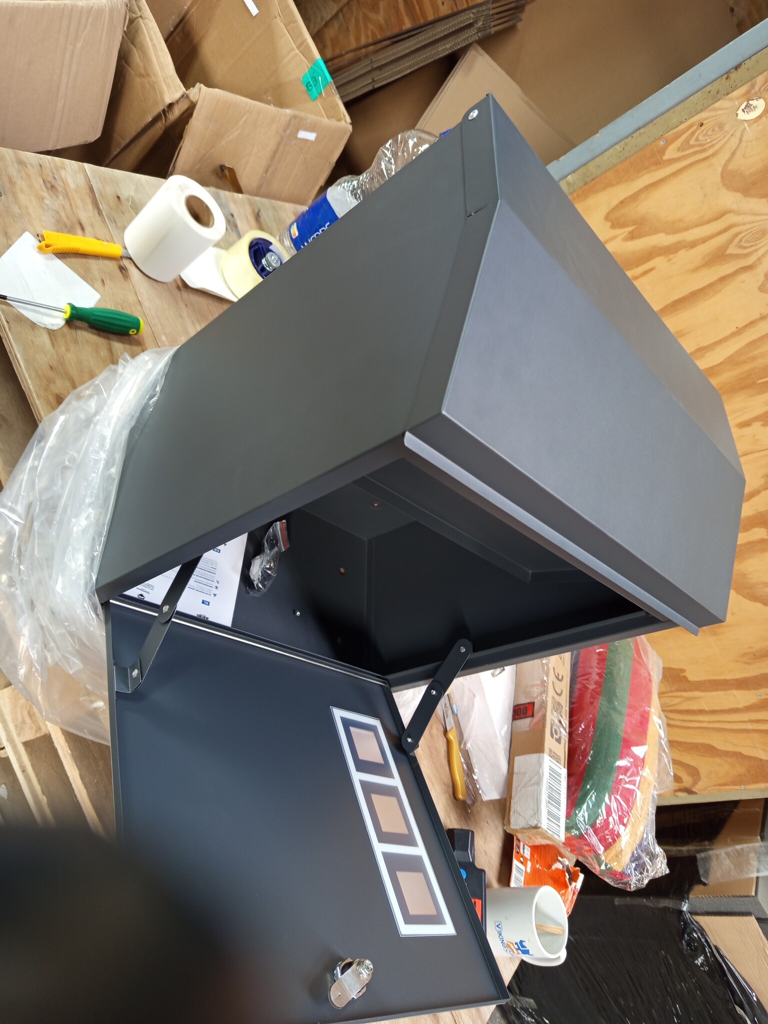 Pakketbrievenbus Antraciet - 43x24x52 cm - Metaal - Kleine reparatie nodig