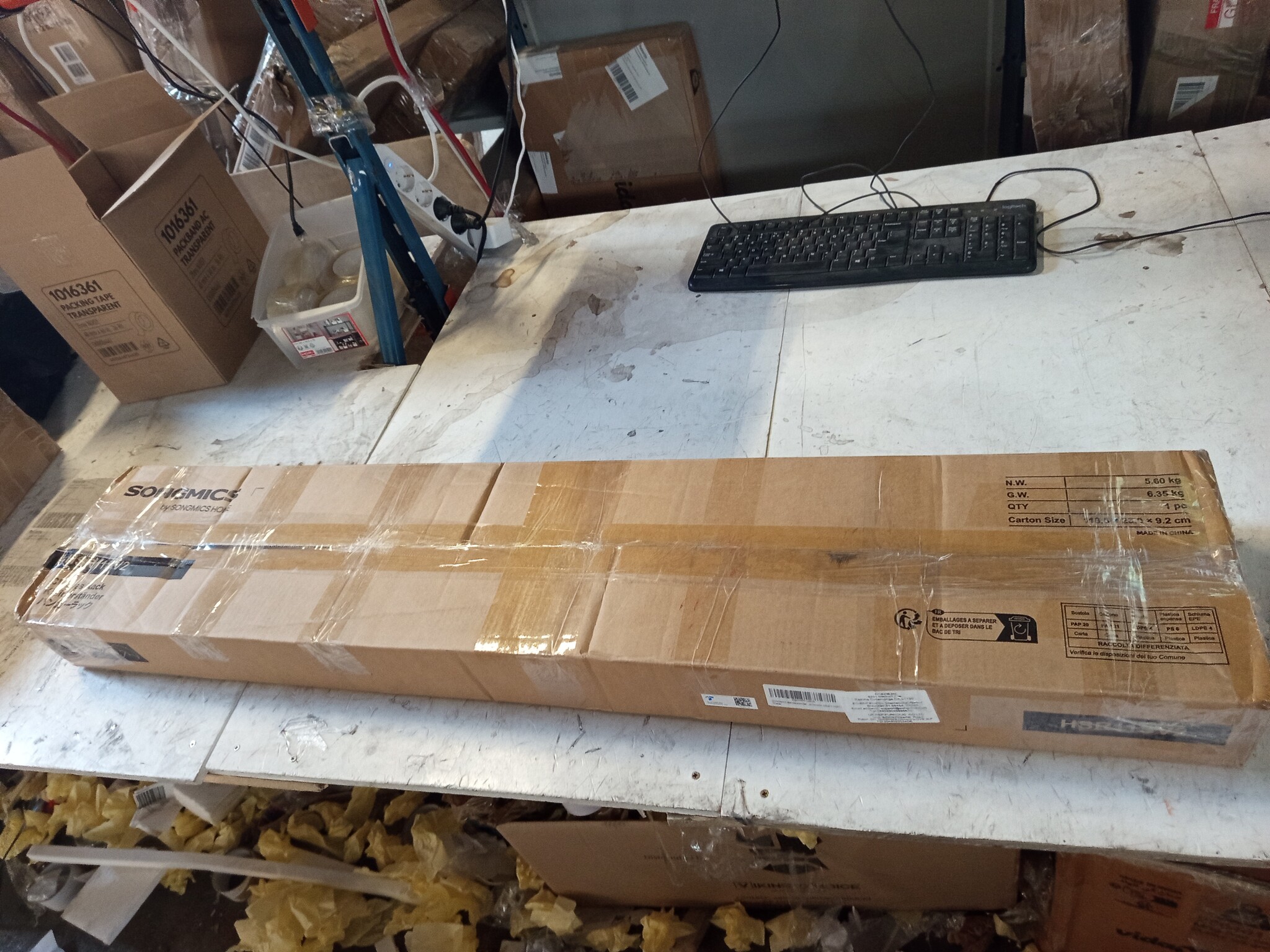 Kledingrek Zwart Verstelbaar met Wielen - 55% Korting!