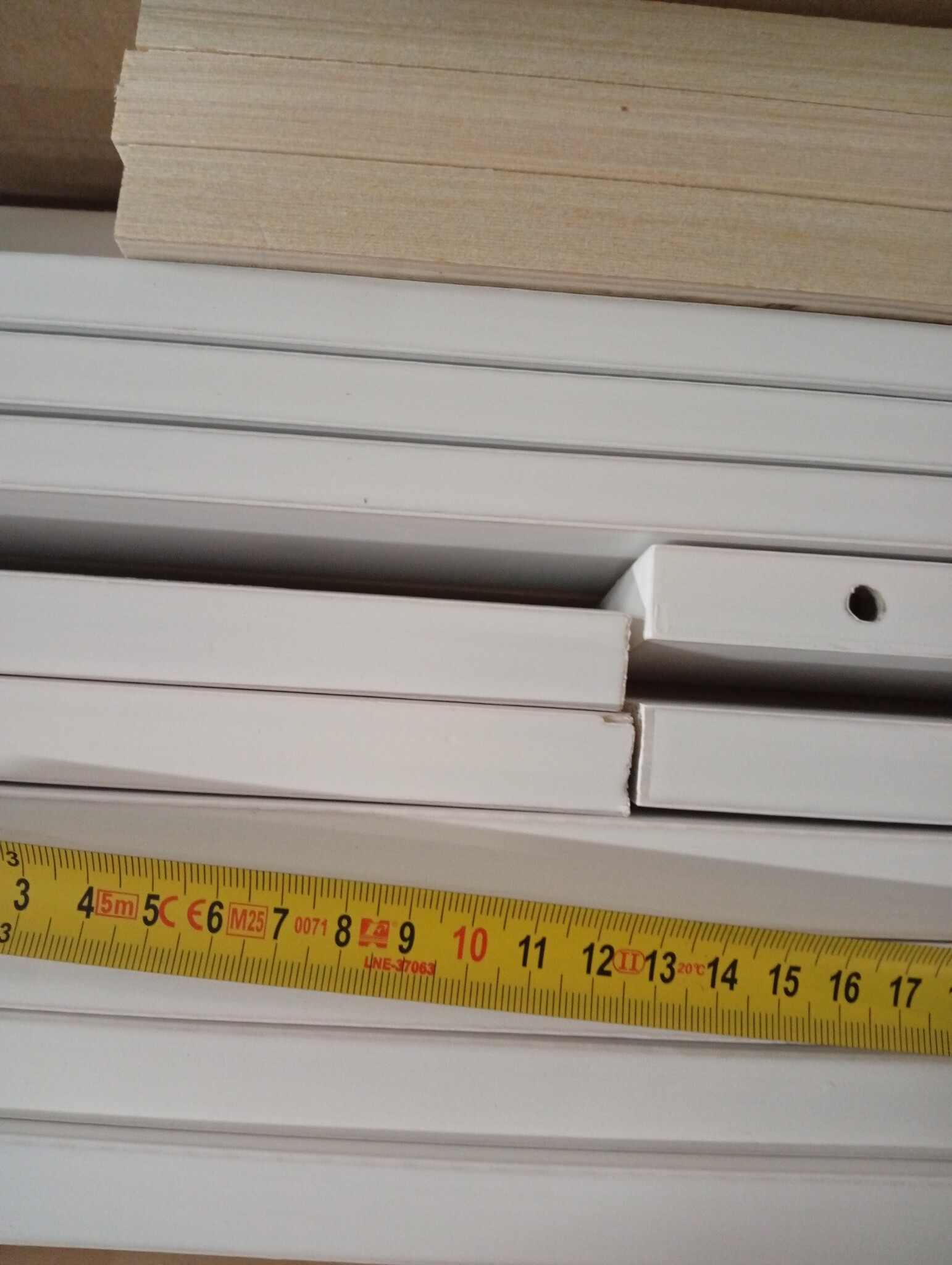 vidaXL Uitschuifbare Slaapbank Wit 80x200cm - 59% Korting