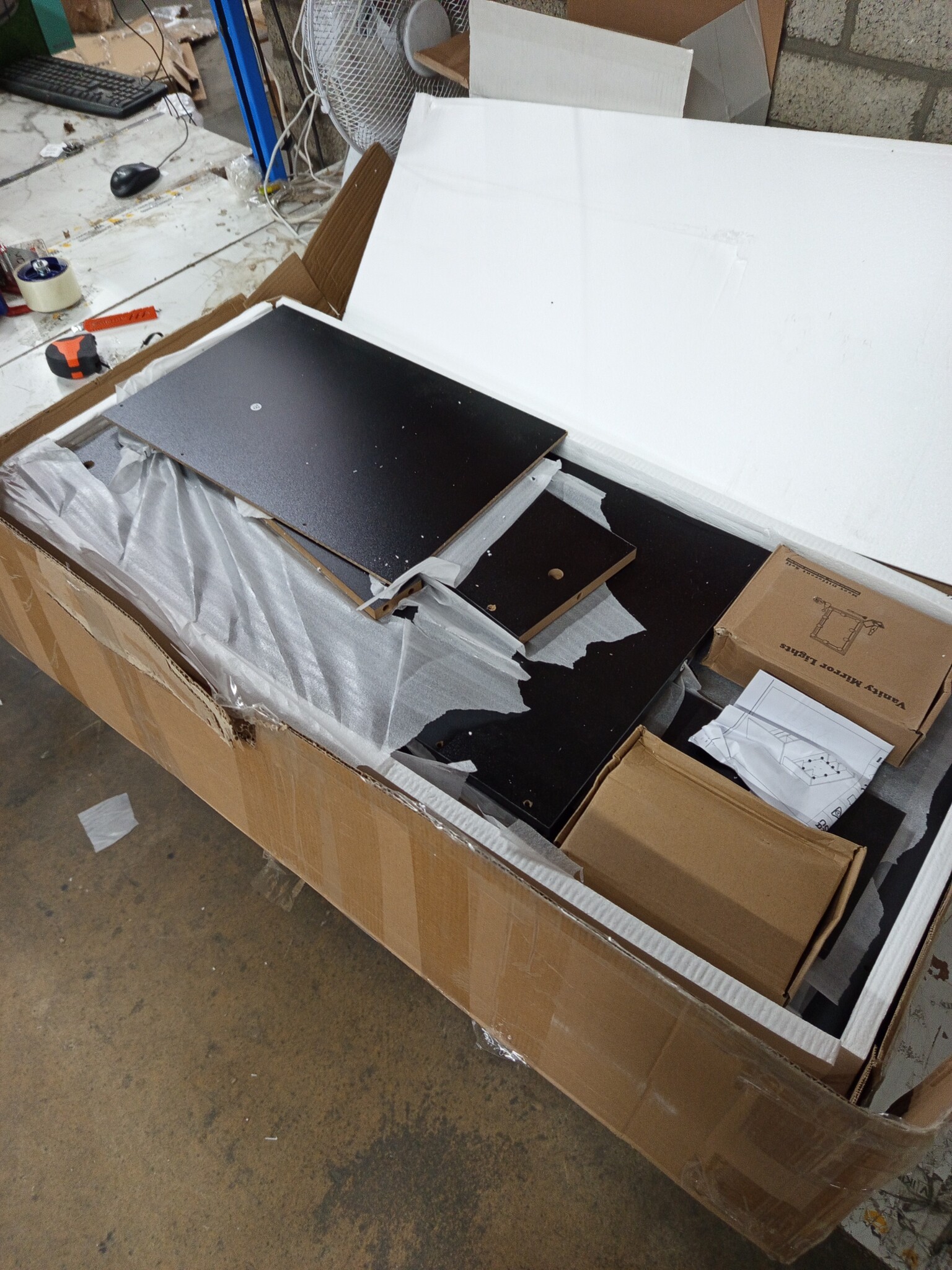 VidaXL Kaptafel Zwart (60% Korting) - Inclusief LED-verlichting