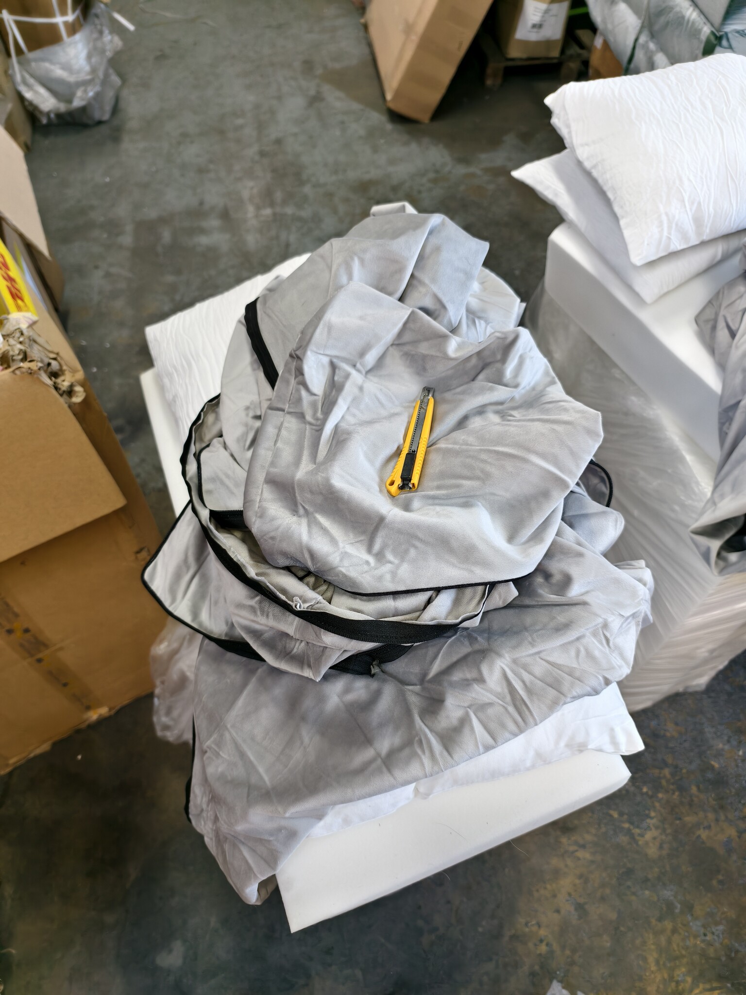 Logeermatras Grijs (70x200cm) - 64% Korting! Opvouwbaar