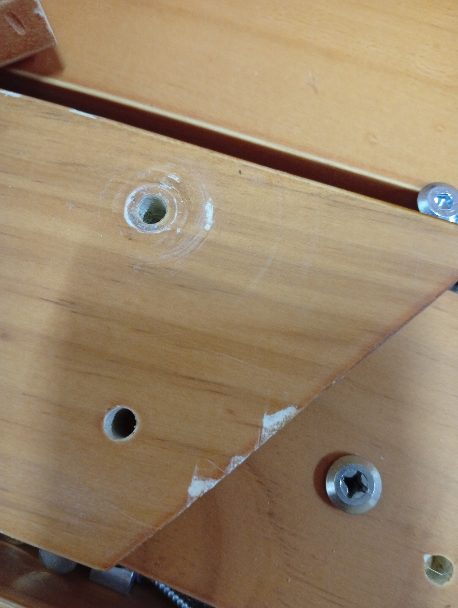 Drewniana ławka piknikowa z piaskownicą dla dzieci, kolor brązowy