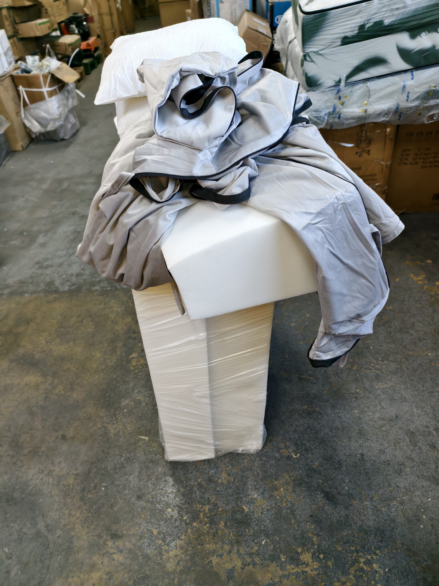 Logeermatras Grijs (70x200cm) - Opvouwbaar & Compleet - 64% Korting!