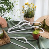 SONGMICS Velvet Hangers (50 Stuks) - 42% Korting! Ruimtebesparend & Anti-slip