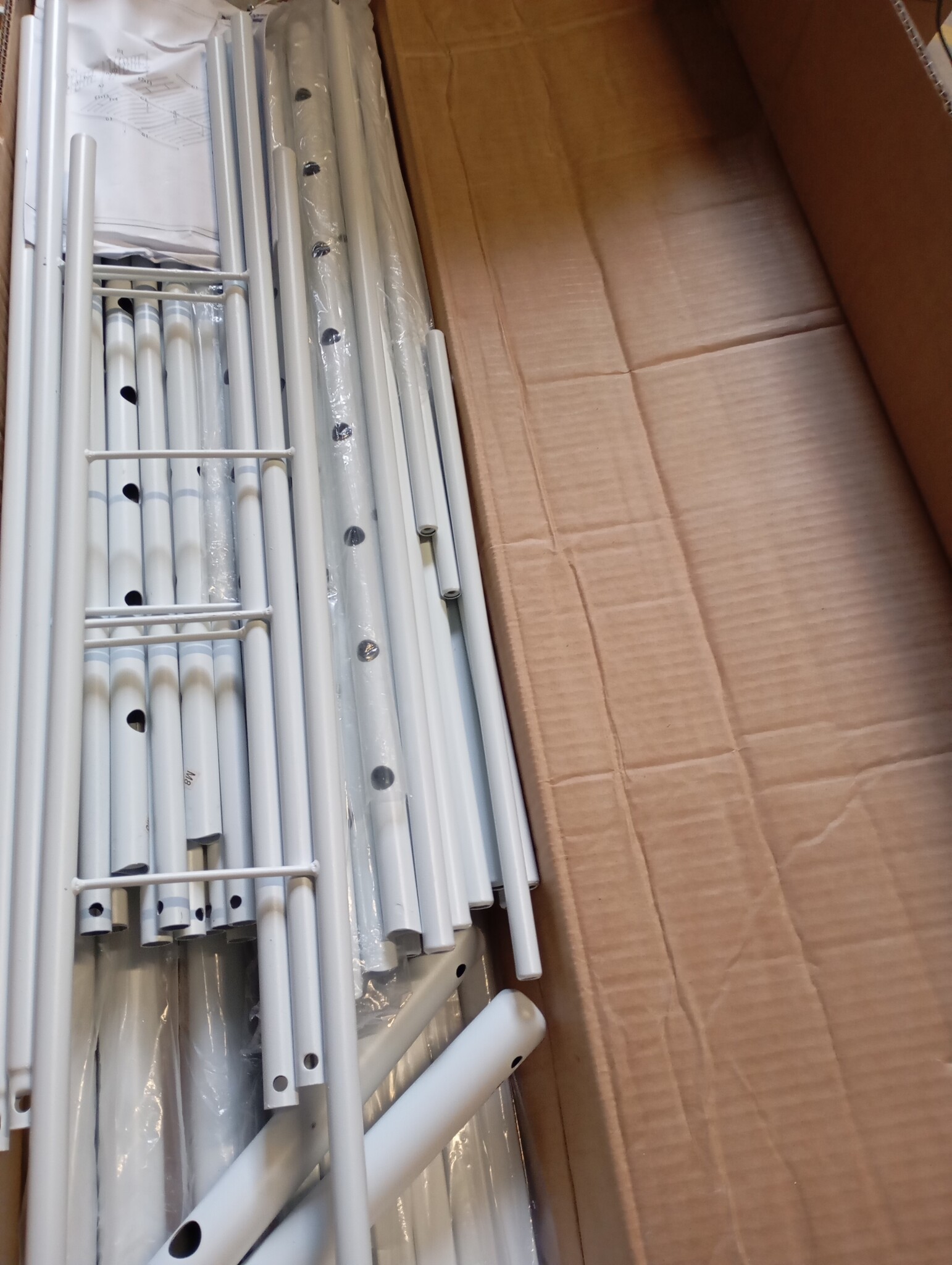 vidaXL Metalen Bedframe Wit 140x200 cm - 55% Korting!