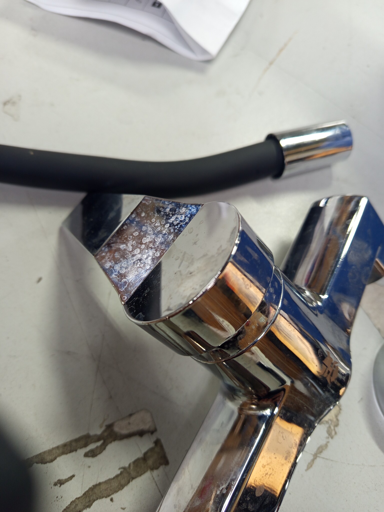 Wandkeukenkraan Flexibel Zwart - 35% Korting