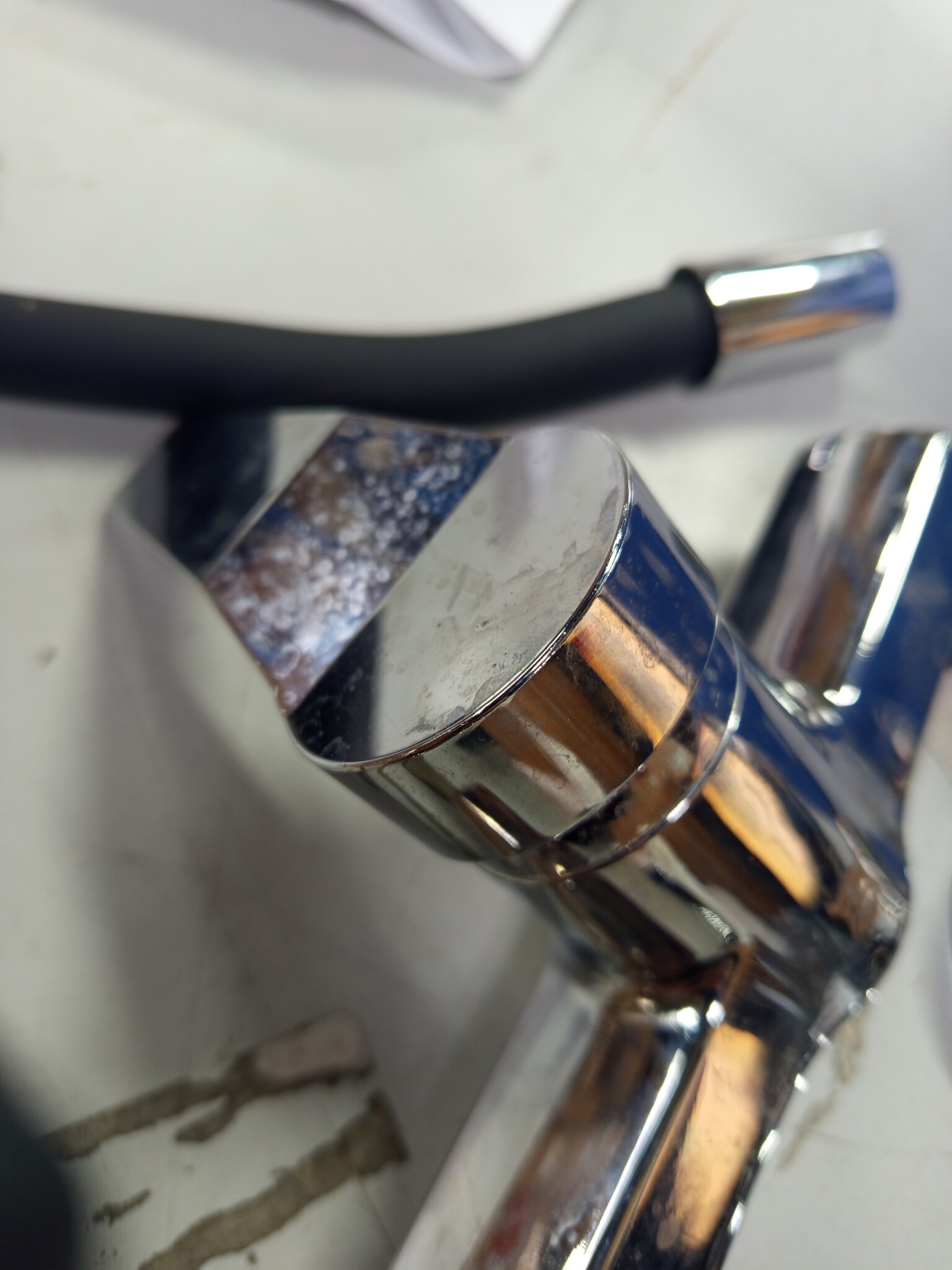 Wandkeukenkraan Flexibel Zwart - 35% Korting