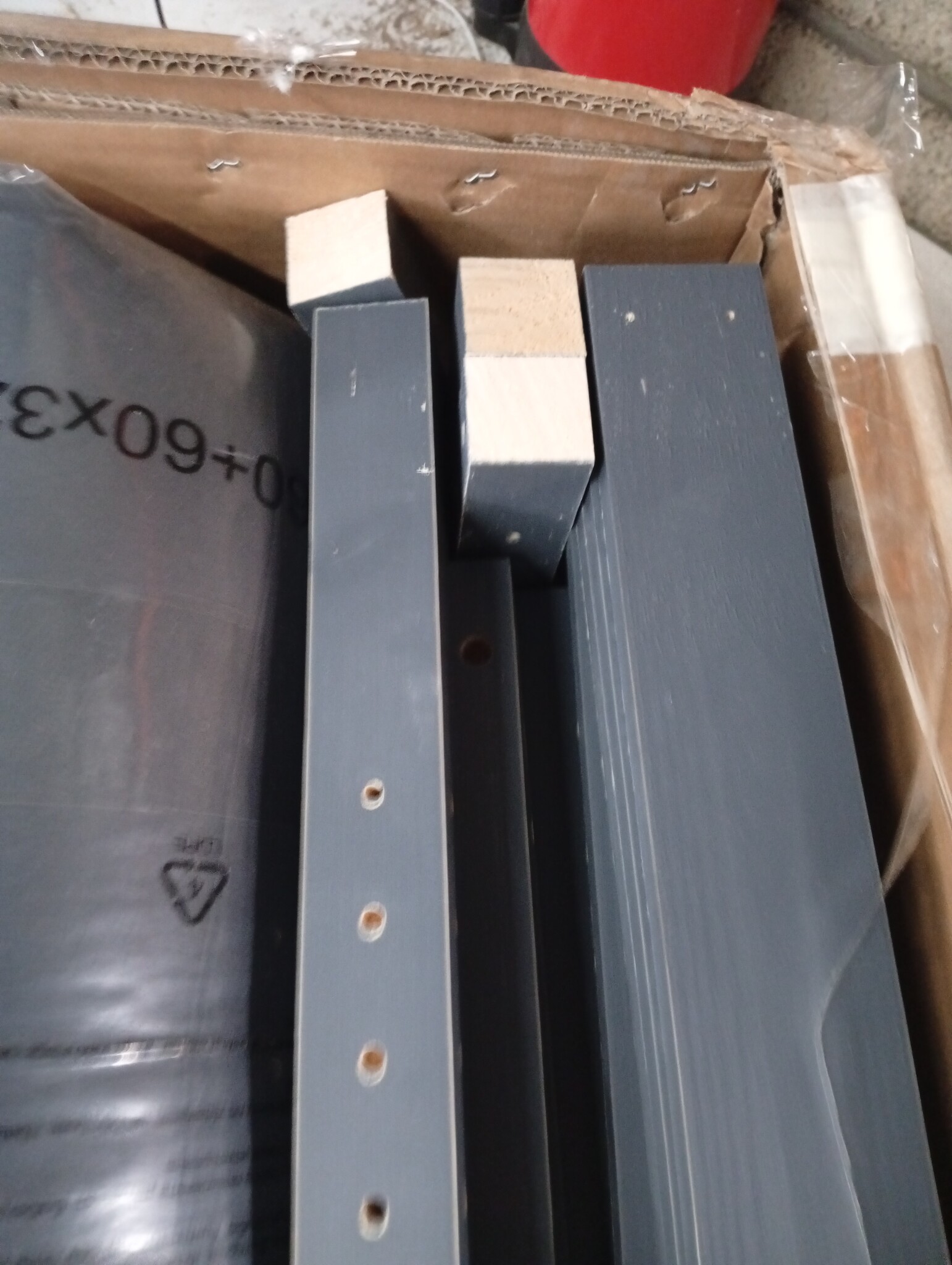 vidaXL Tuinbank 2-zits met kussens | Massief grenenhout | 60% KORTING