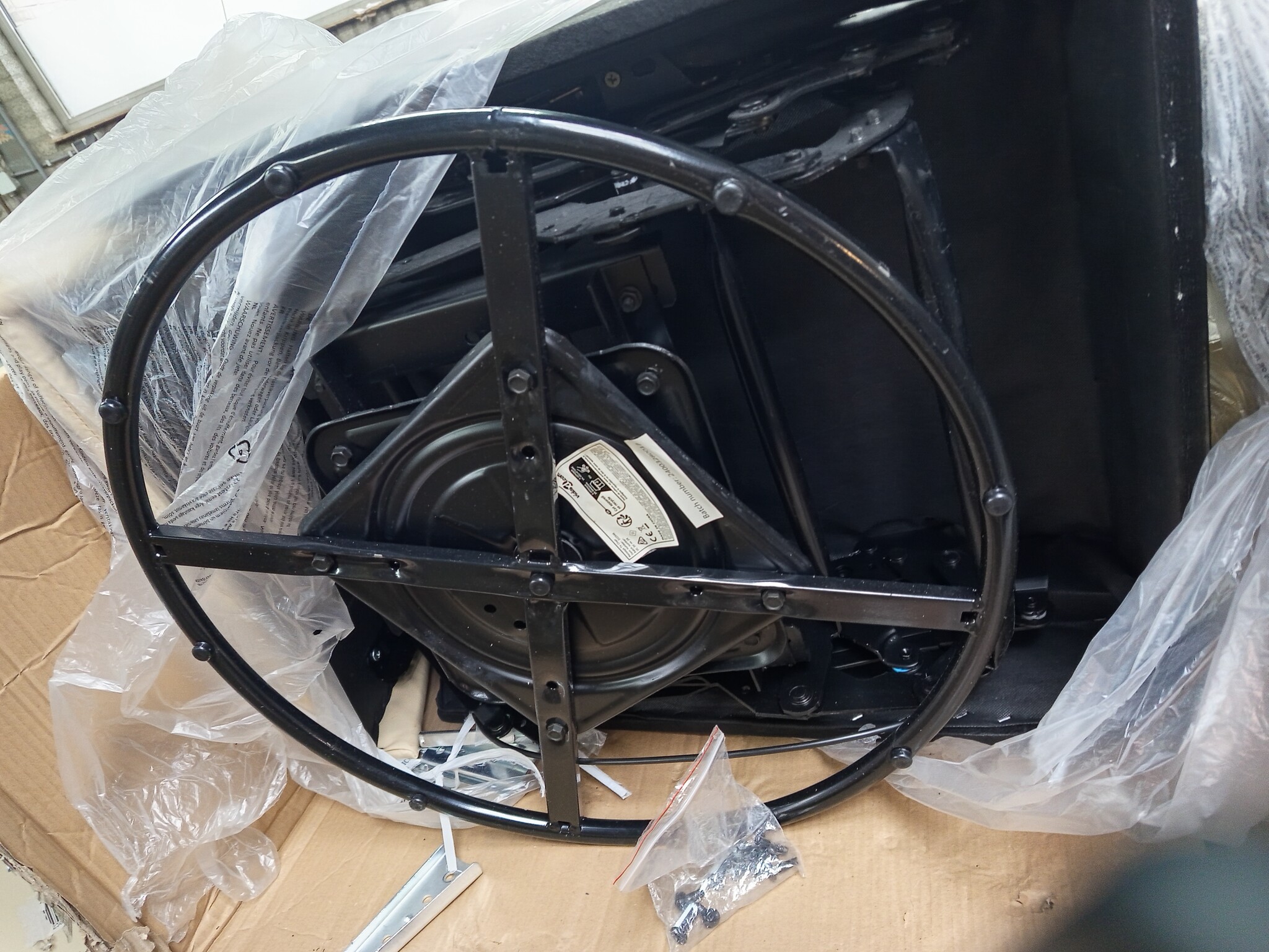 vidaXL Massagestoel schommelend crèmekleurig - 55% Korting!