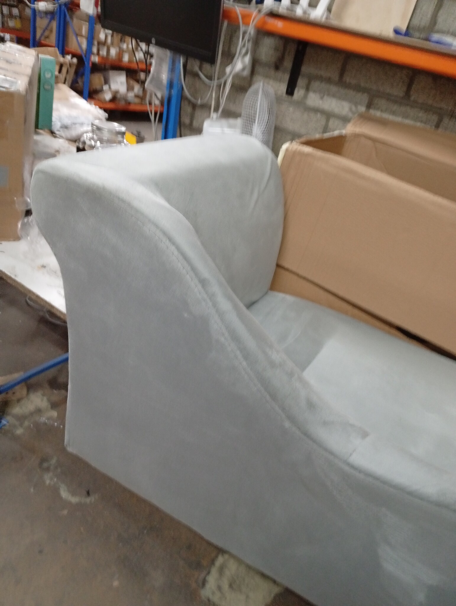 vidaXL Hondenbank met kussen - 60% Korting - Grijs - 83x44x44 cm