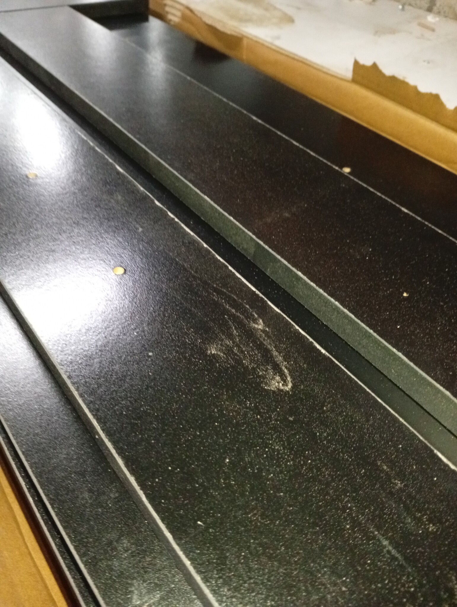 vidaXL Wandkast Zwart Bewerkt Hout - 55% Korting