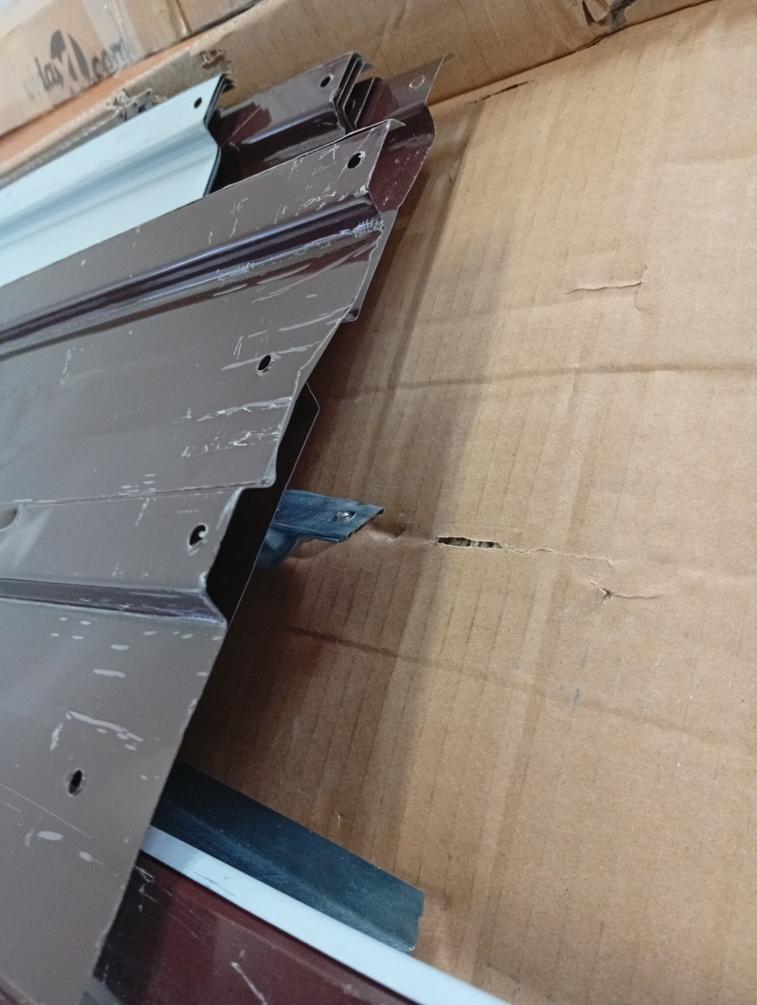 vidaXL Tuinbox 149x99x93 cm bruin