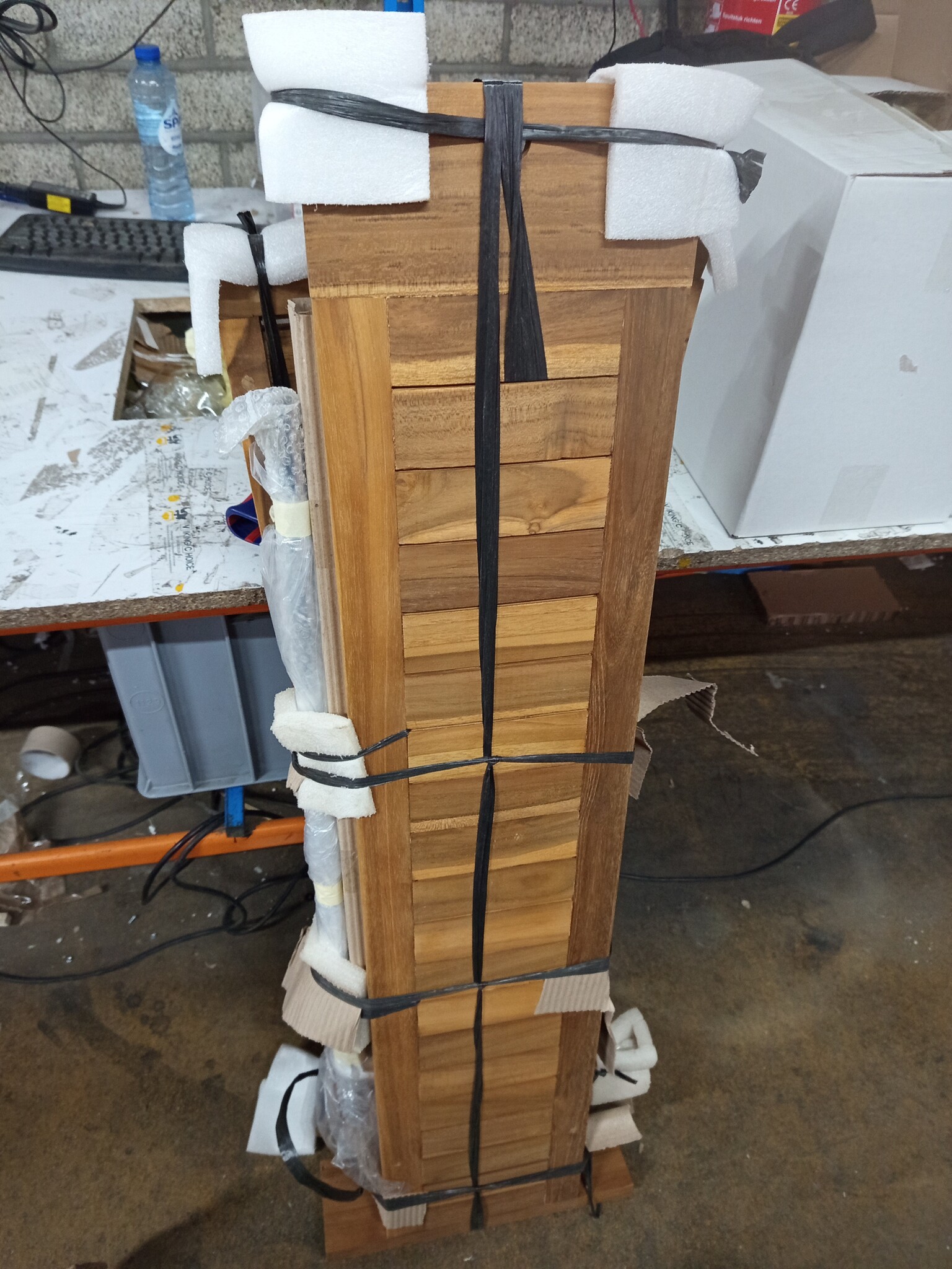 vidaXL Buitendouche 70x75x204 cm massief teakhout