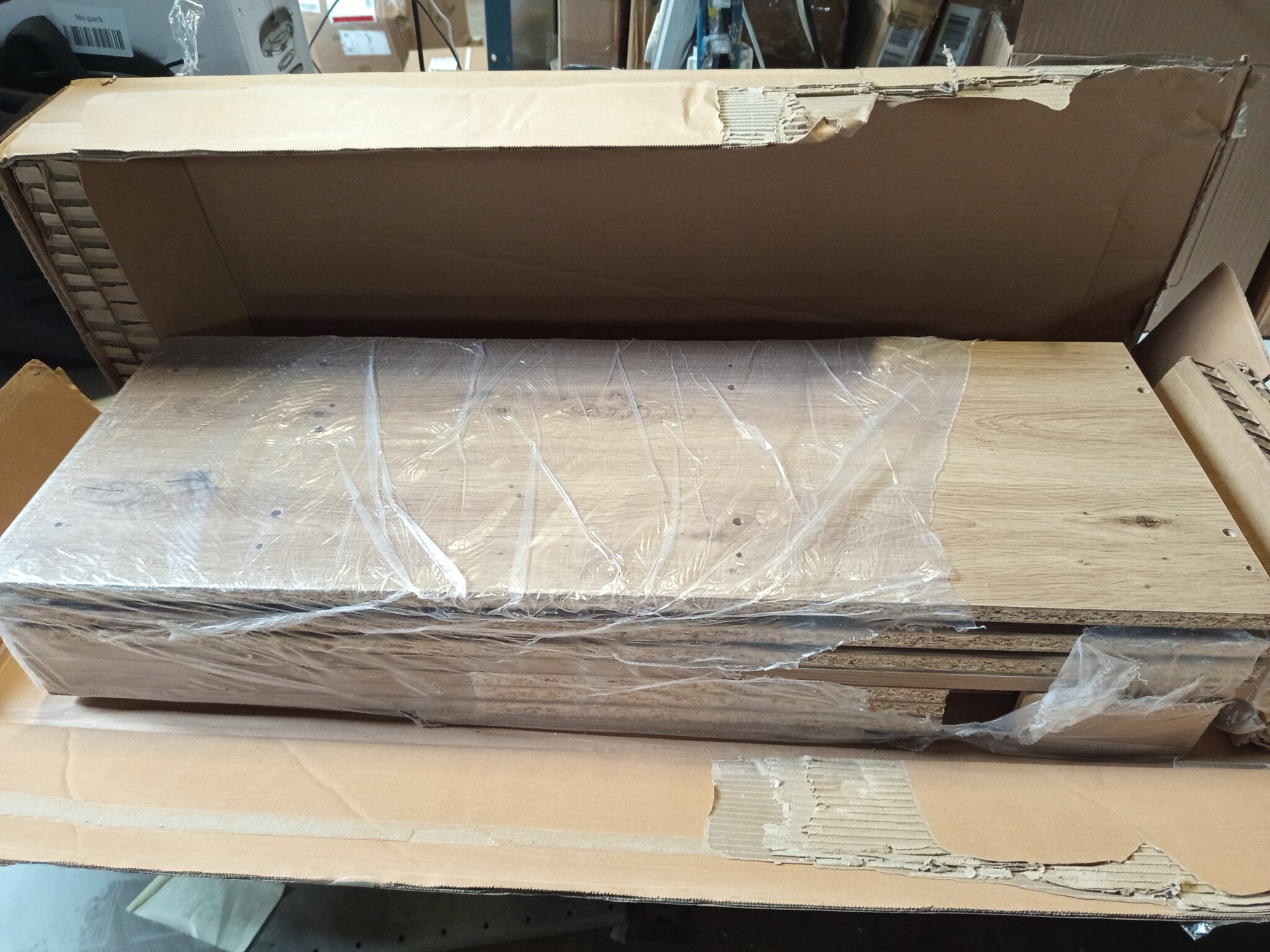 vidaXL Boekenkast 36x30x171 cm bewerkt hout artisanaal eikenkleur