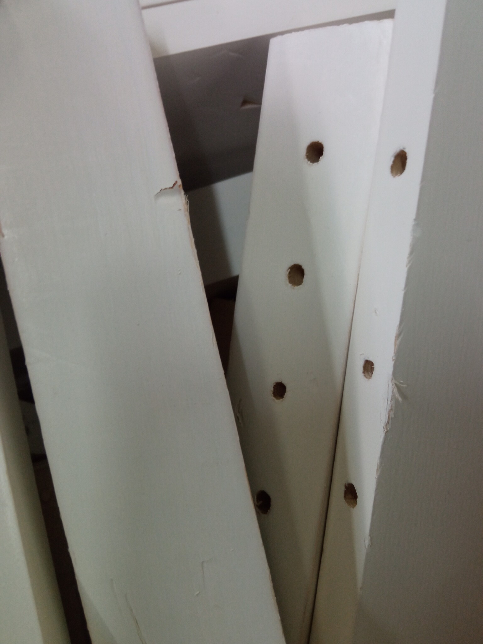 Rama łóżka drewniana 140x200 cm biała