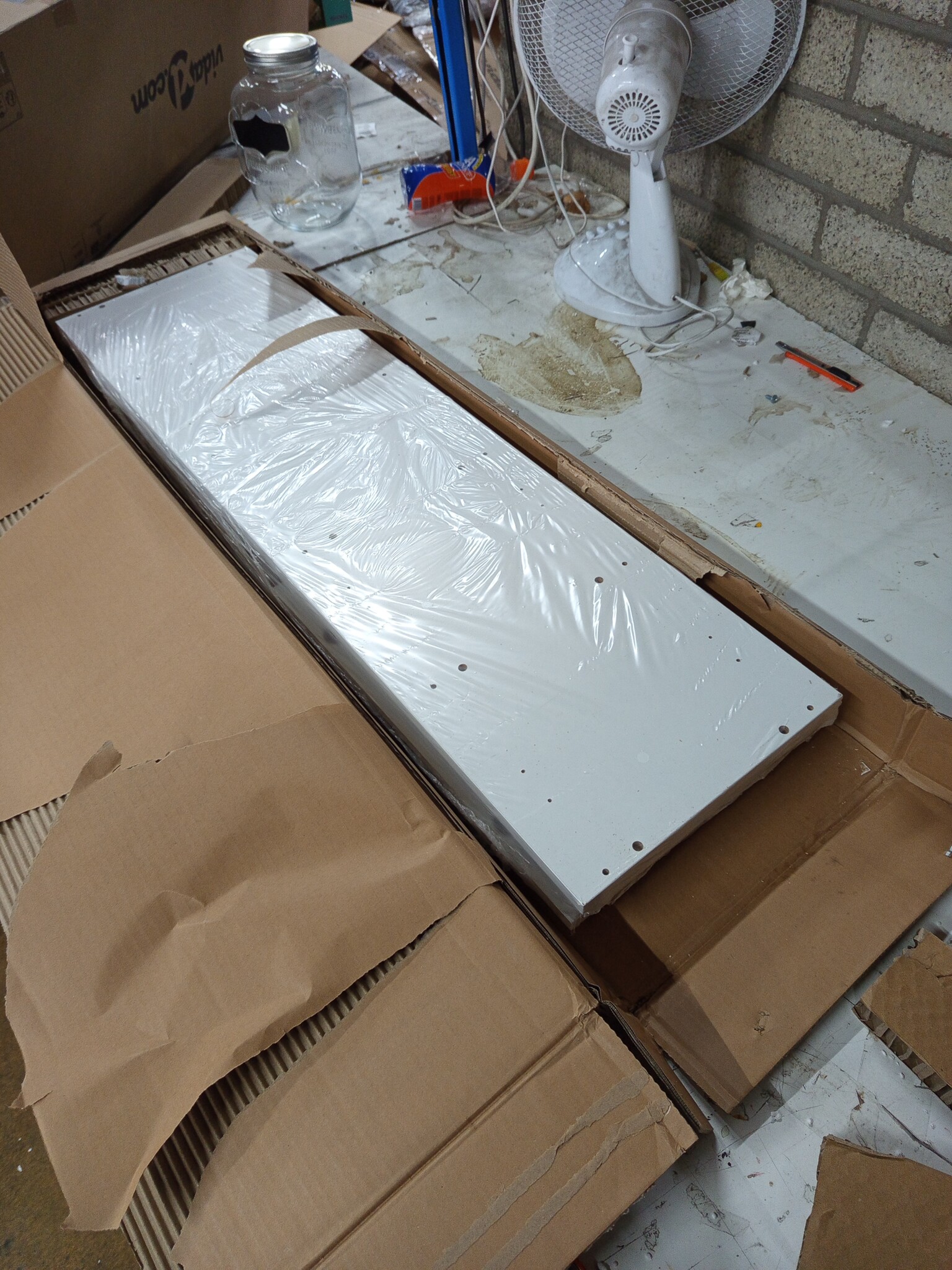 vidaXL Tv-meubel met LED-verlichting 30,5x30x102 cm wit