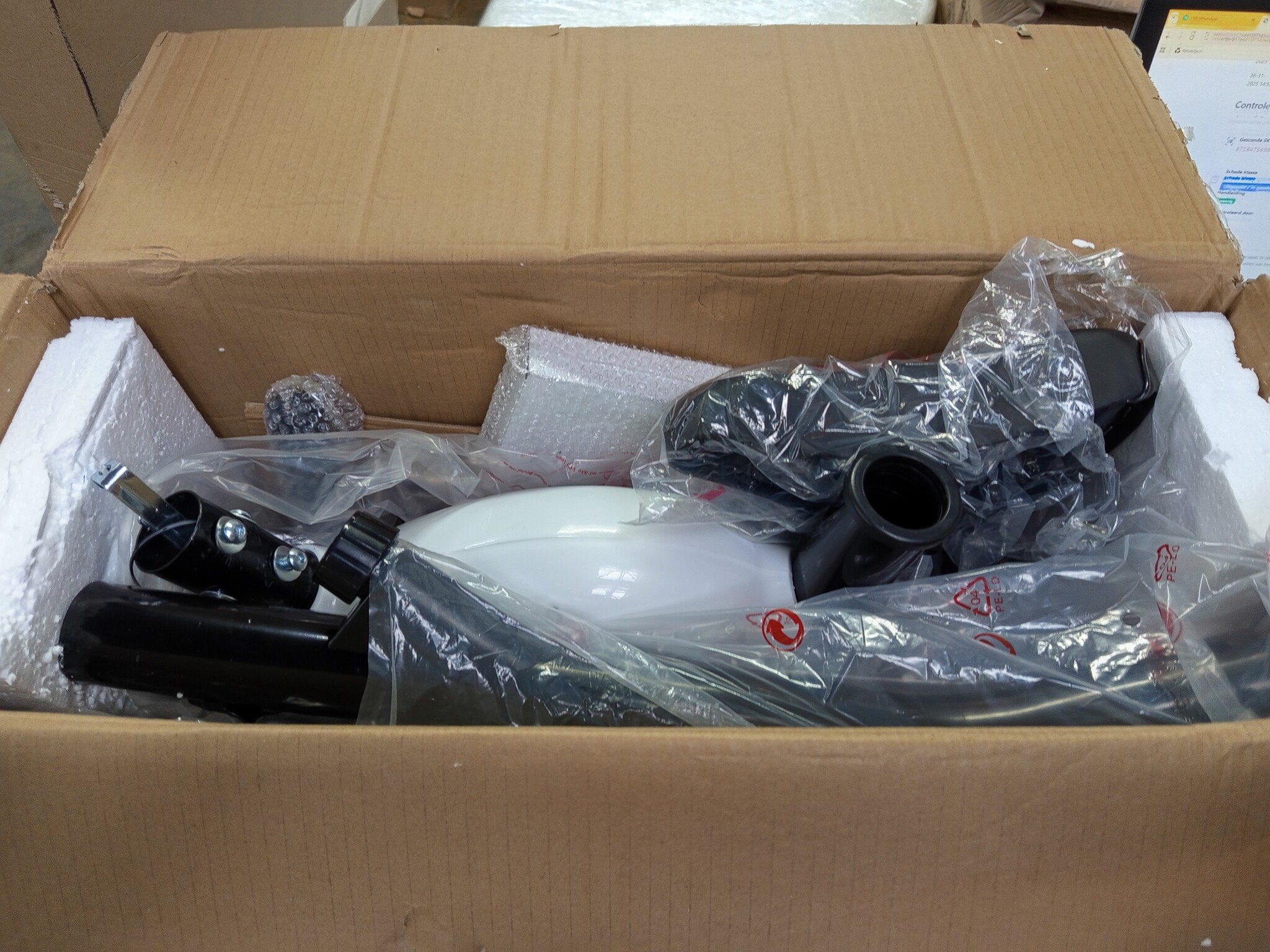 Geretourneerde Hometrainer Fiets: Mechanisch, 120kg, 60% Korting