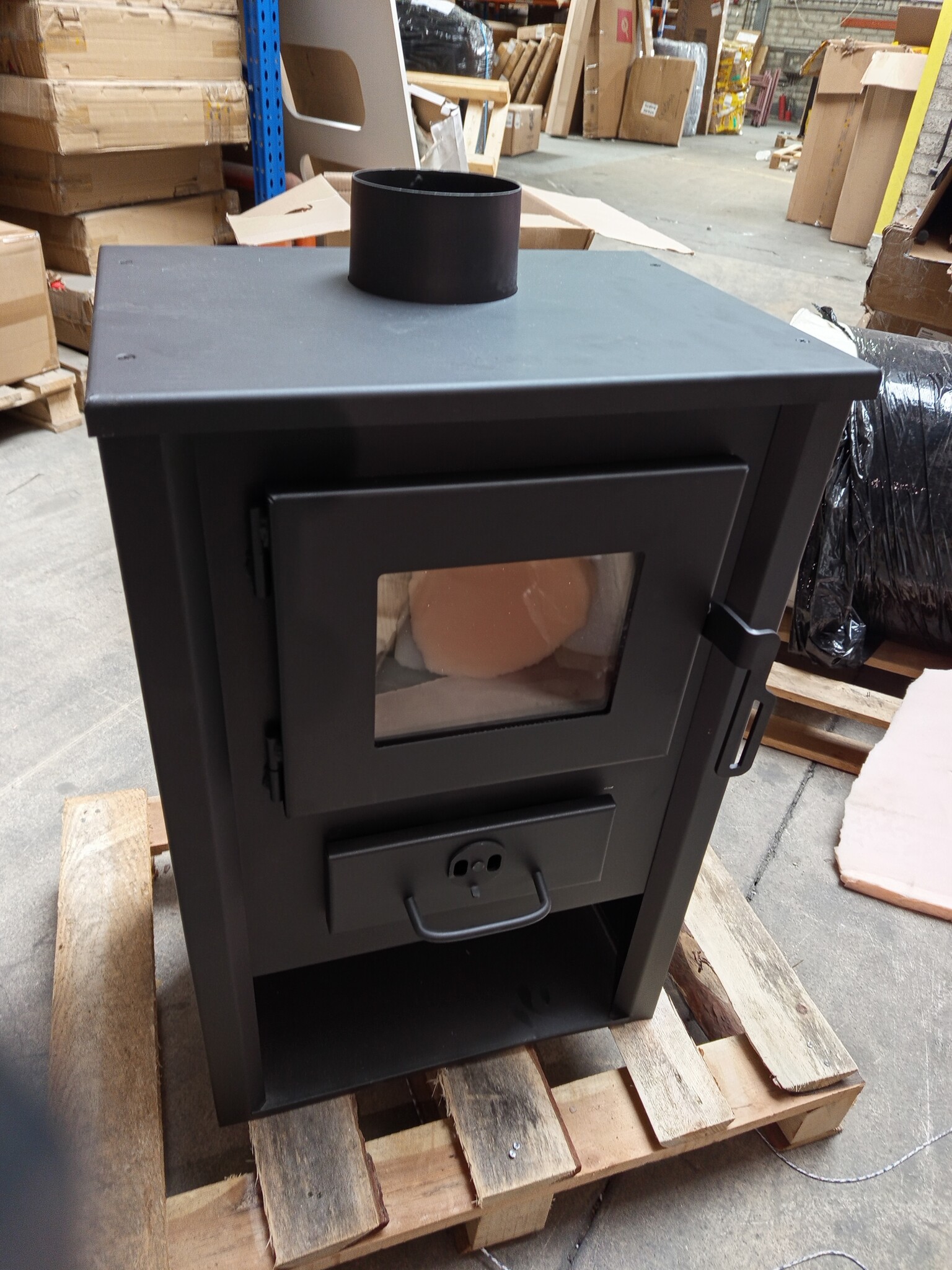 Houtkachel - binnen - vrijstaand - 12 KW - staal