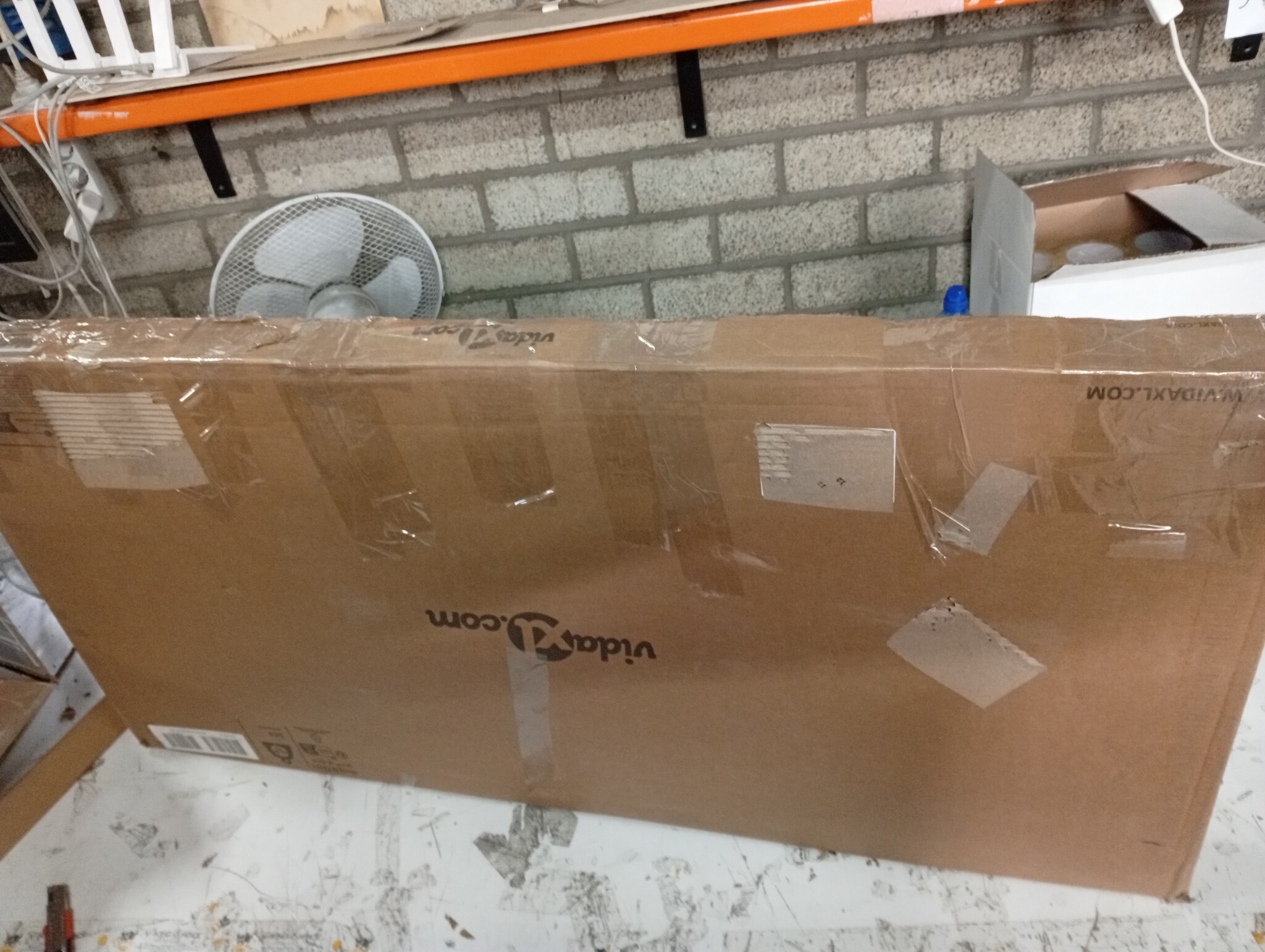 vidaXL Salontafel 102x50x45 cm - Bewerkt Hout Zwart | 55% Korting!