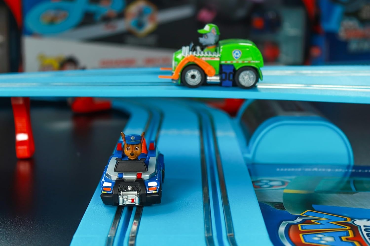 Carrera First Paw Patrol Racebaan (47% korting) - 2.4m, Batterij, Vanaf 3 jr