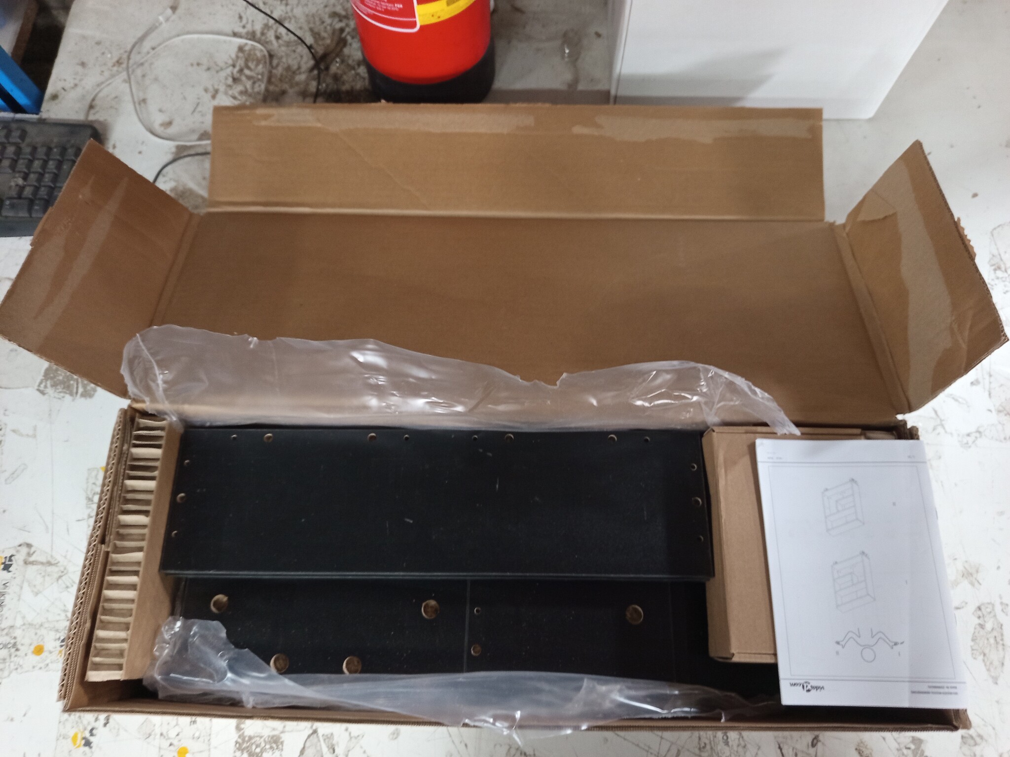 vidaXL Opbergtrolley smal - Bewerkt Hout Zwart - 55% Korting!