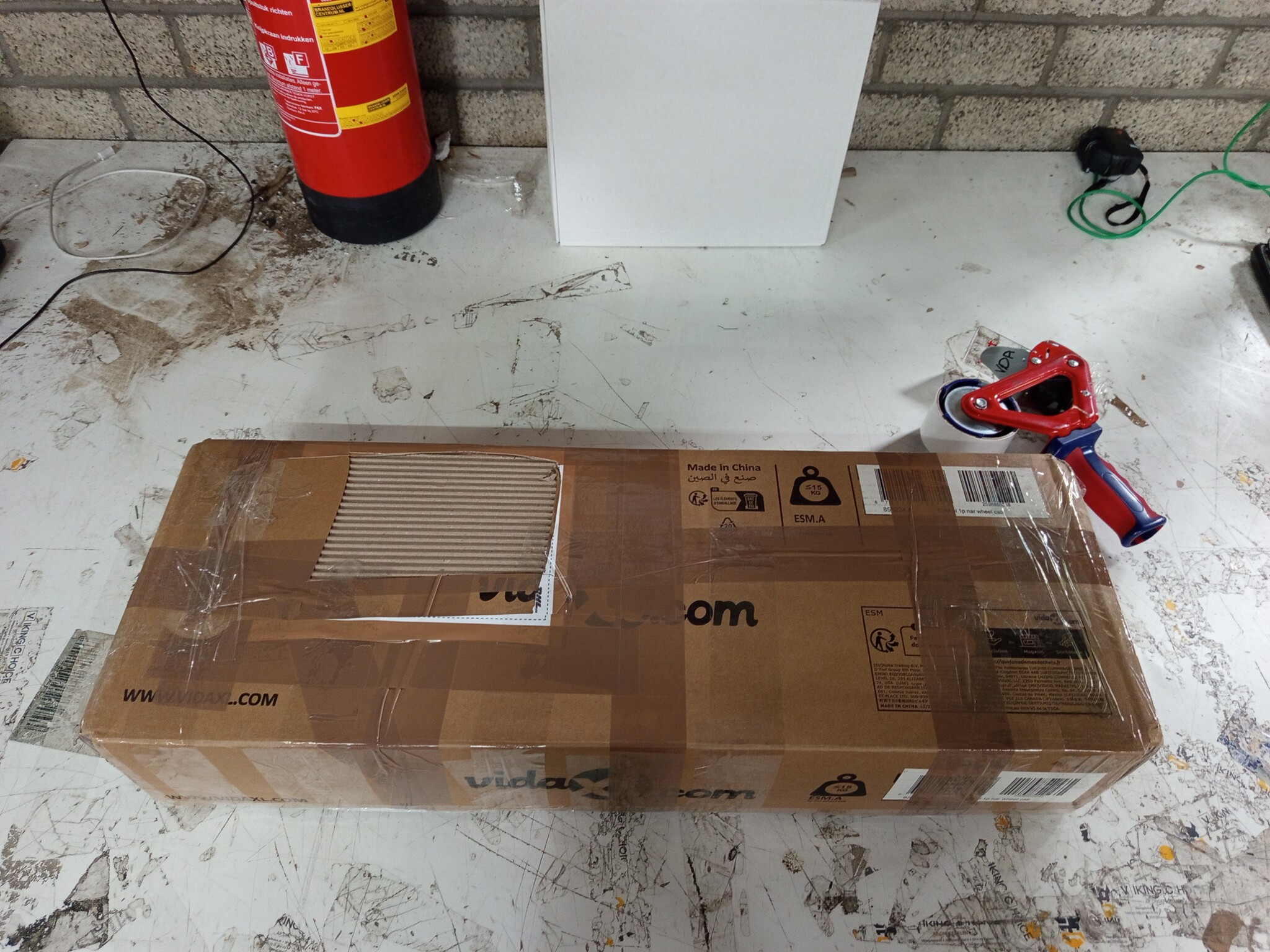 vidaXL Opbergtrolley smal - Bewerkt Hout Zwart - 55% Korting!