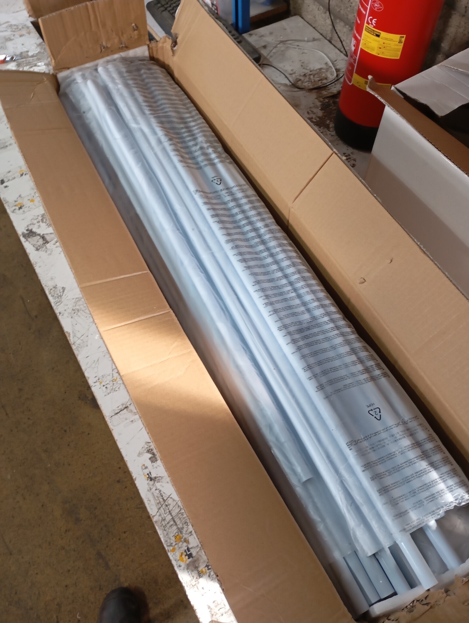 vidaXL Partytent met Zijwanden - 4x6m Wit | Nu met 55% Korting!