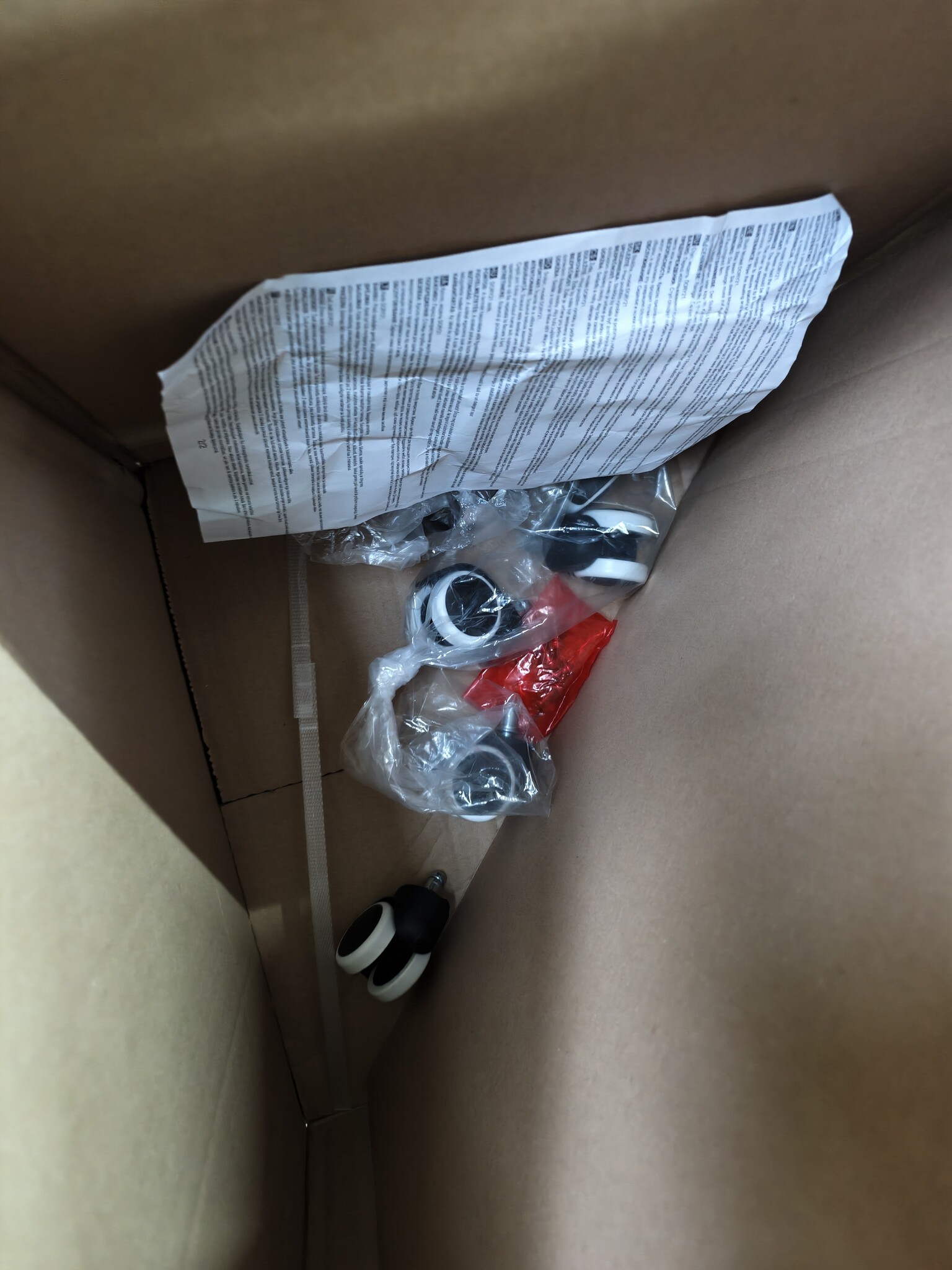 Bureaustoel AVOLA - Ergonomisch ECO-leer - Zwart - 35% korting!