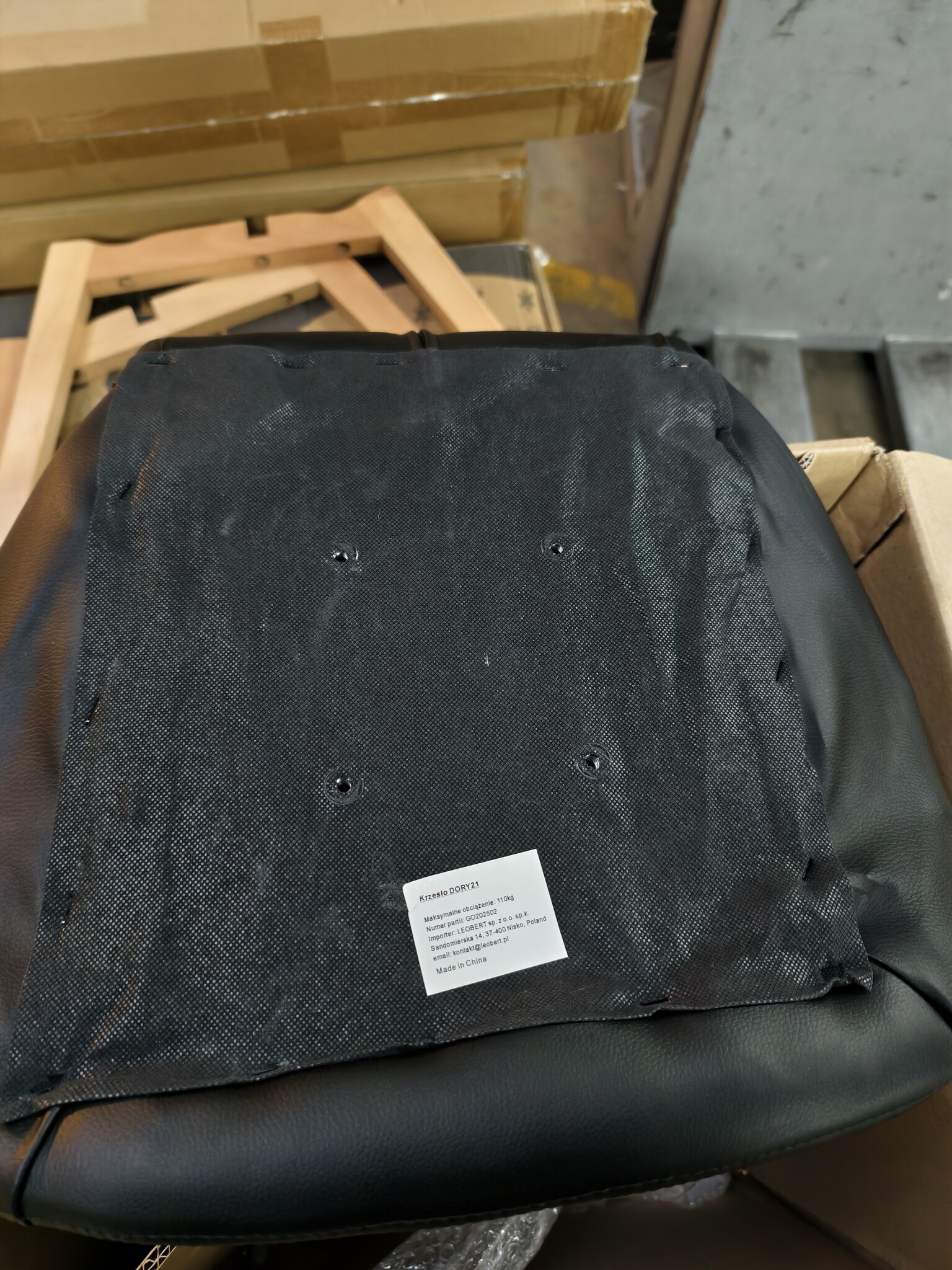 Bureaustoel AVOLA - Ergonomisch ECO-leer - Zwart - 35% korting!