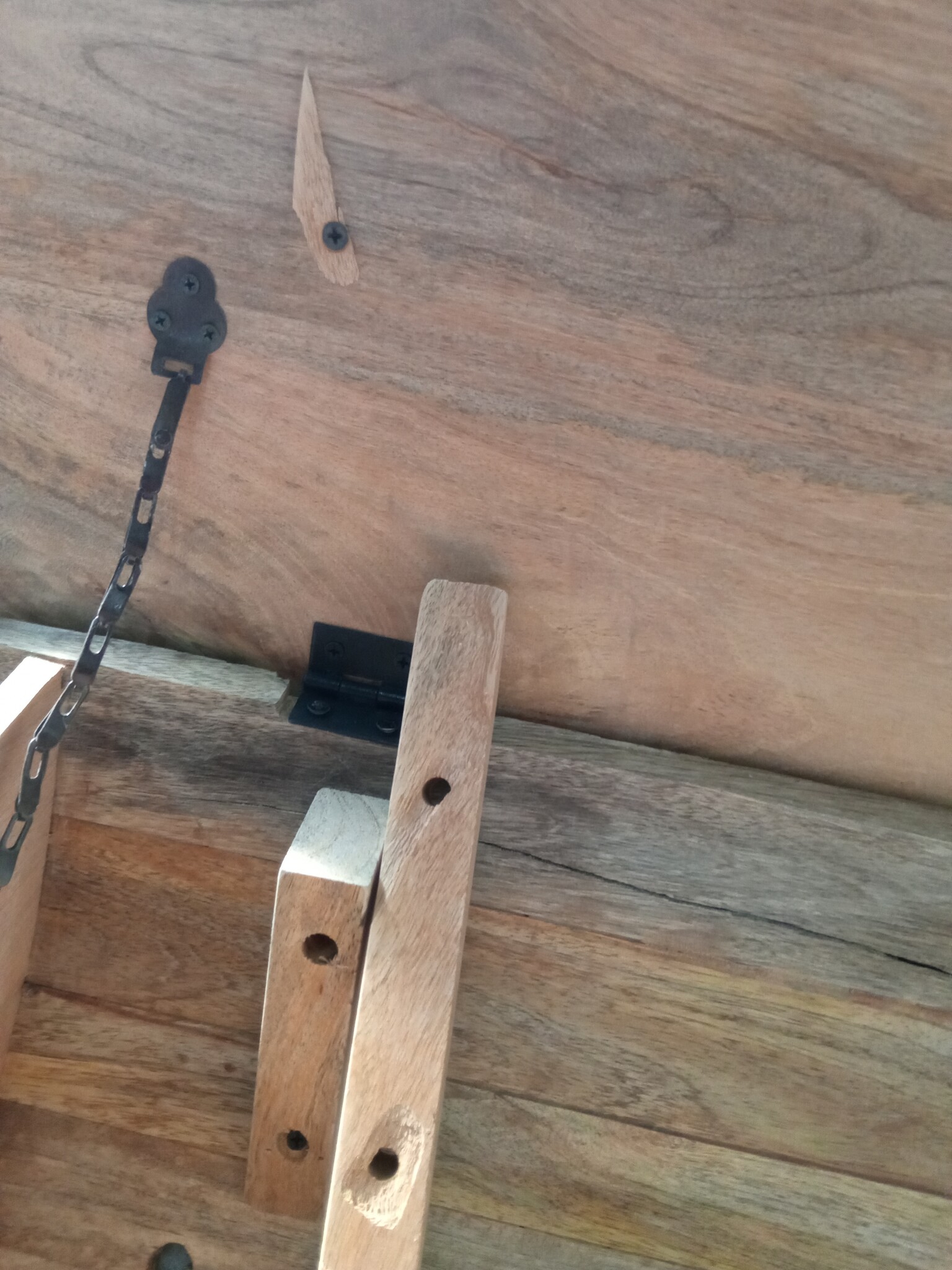 Stolik kawowy z litego drewna mango 88x50x40 cm