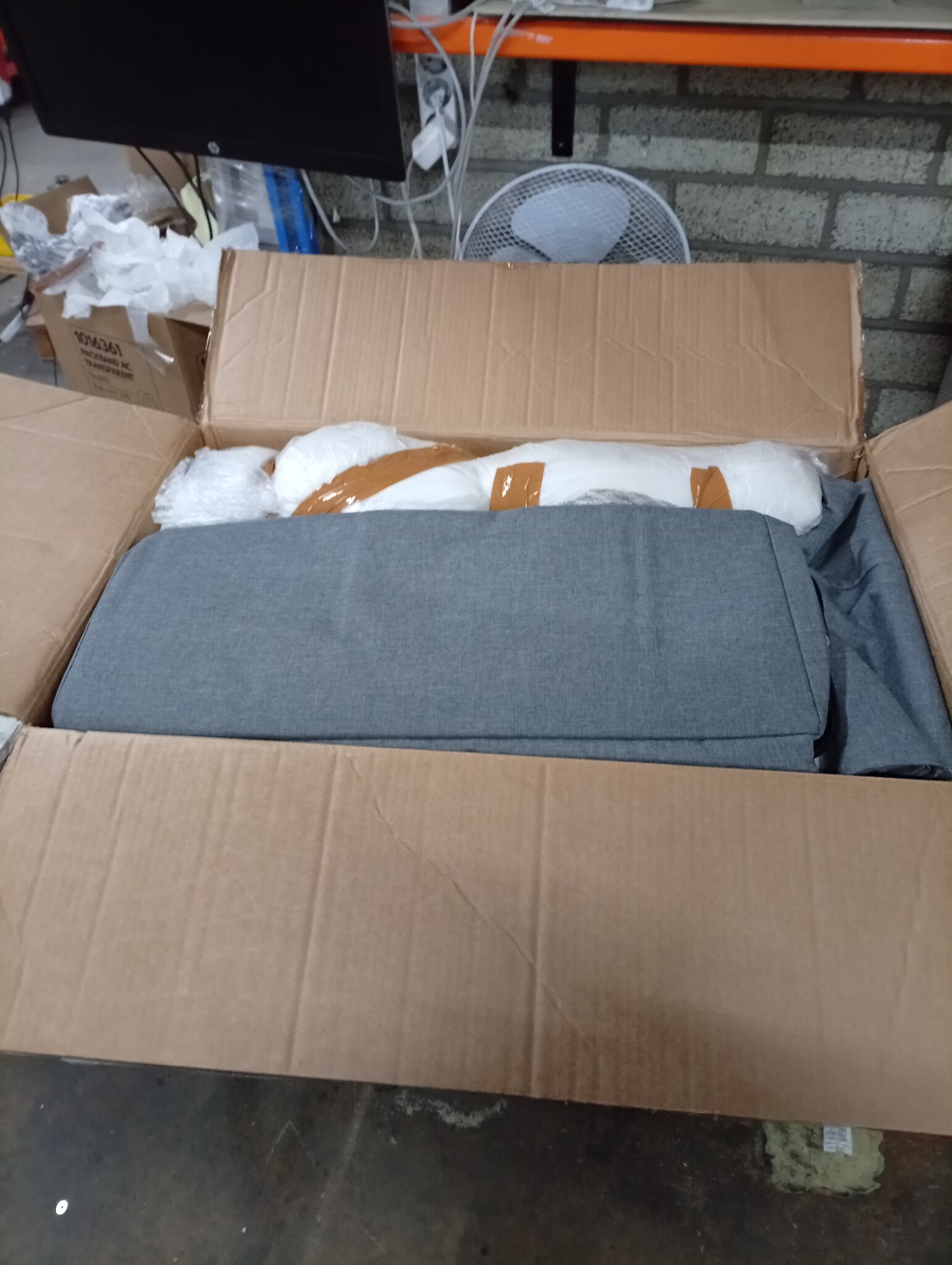 vidaXL Fauteuil Stof Lichtgrijs - 60 cm - Nu 67% Korting!