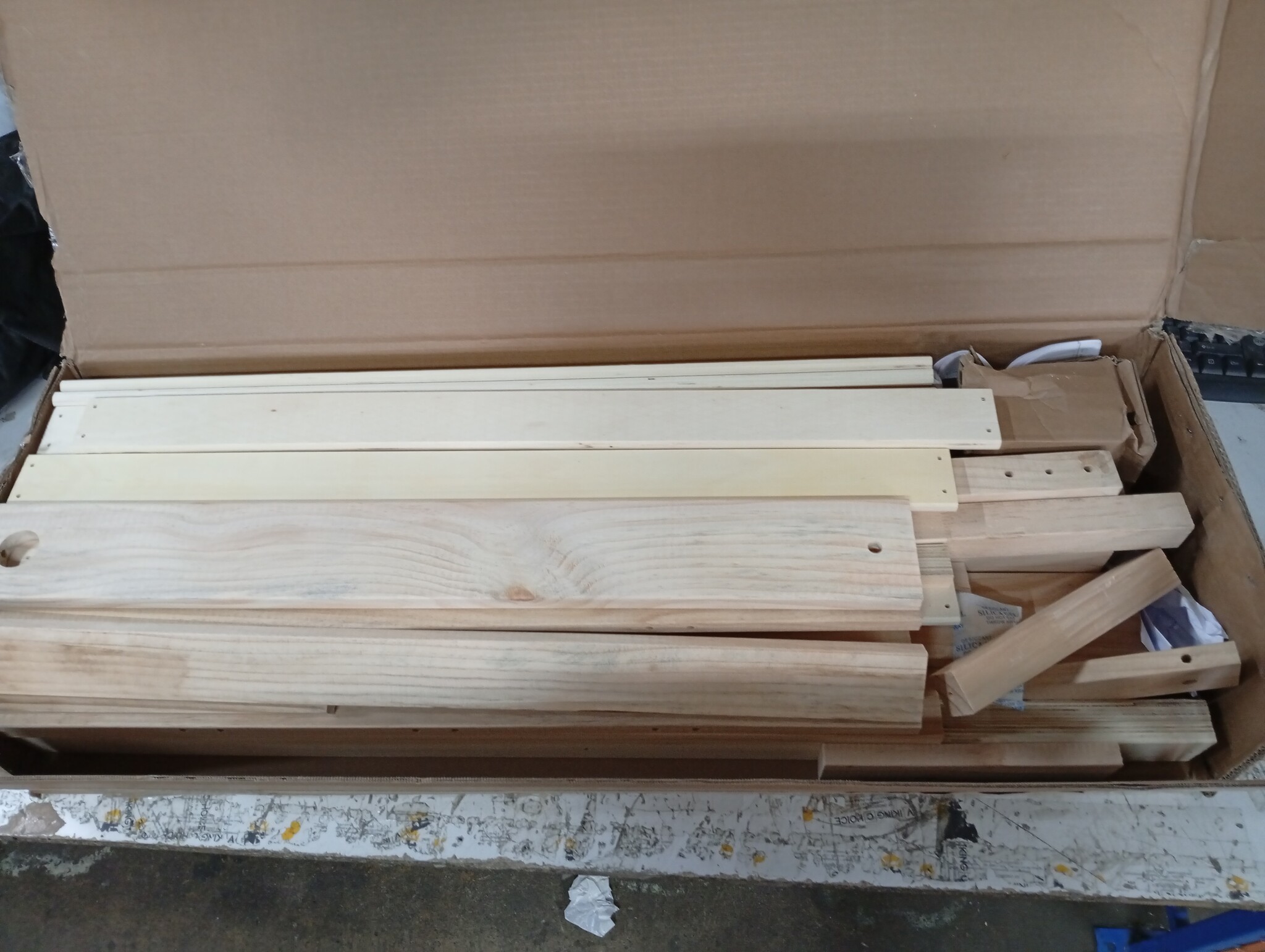 VidaXL Bedframe Grenenhout 160x200 cm - 55% Korting!