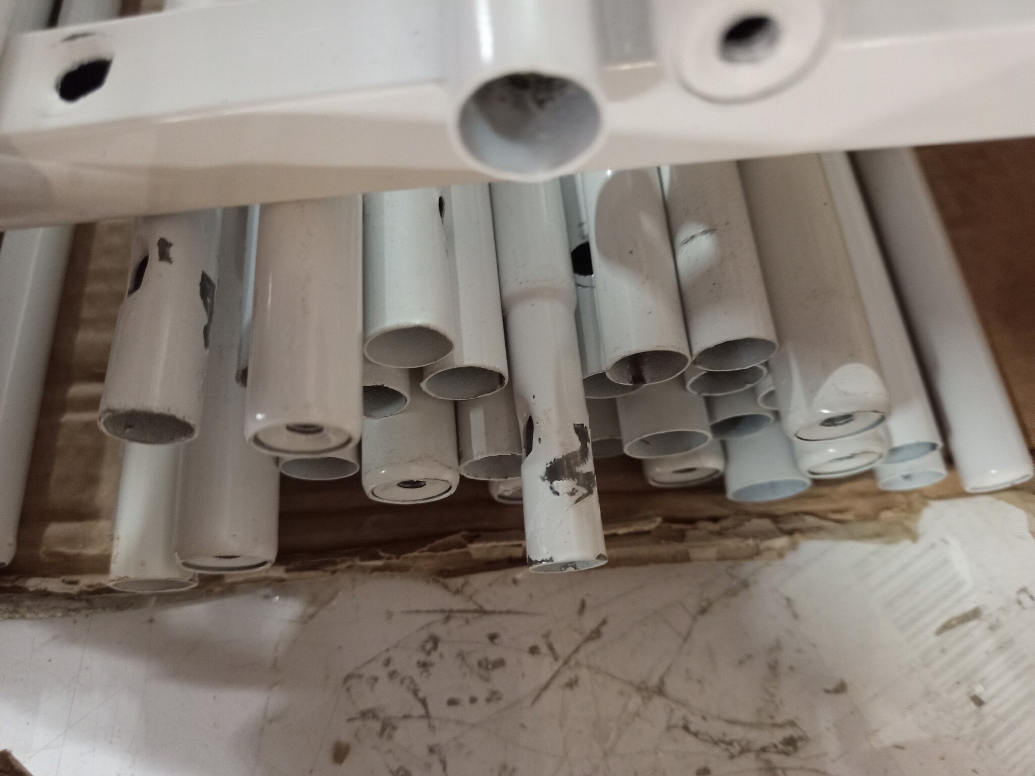 VidaXL Bedframe Metaal Wit 200x200 cm - 64% Korting!