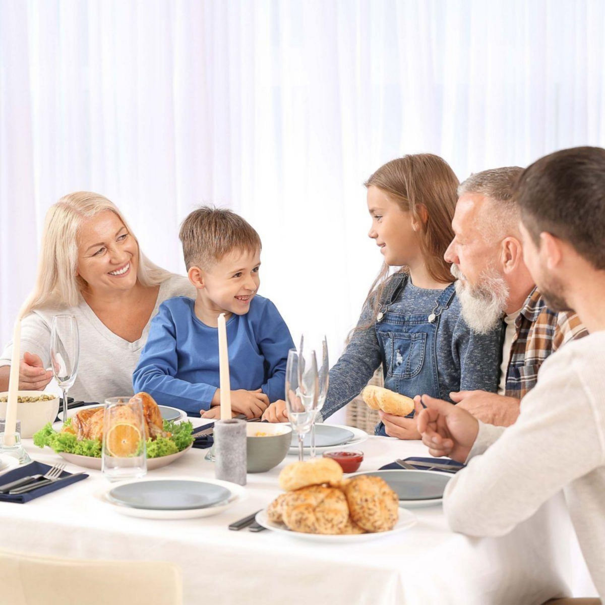 ESSENTIEL B Microgolf EM256N | 25L | 900W | 30% Korting