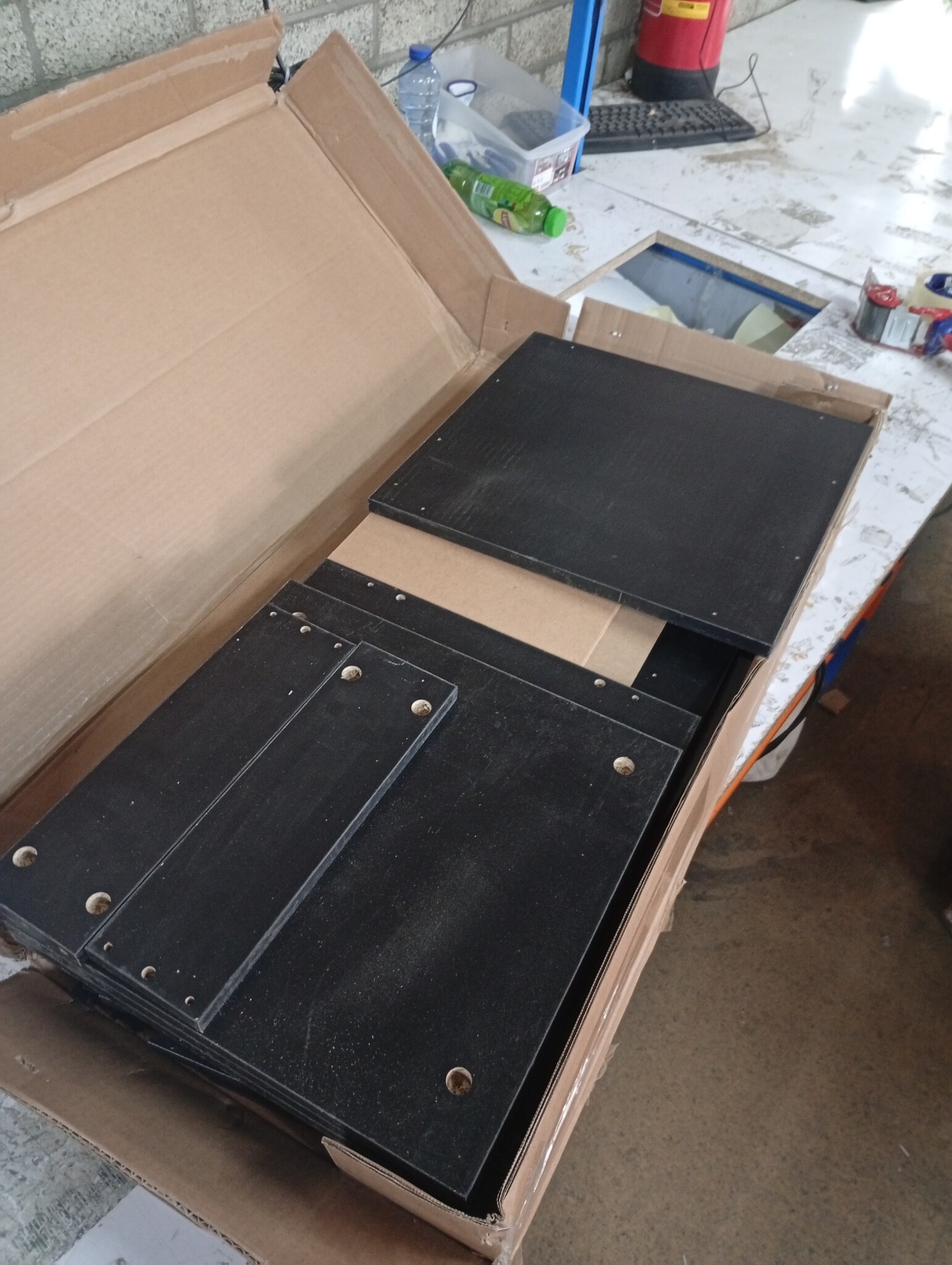 VidaXL Badkamerkast Zwart - 39.5x36x88 cm - 55% Korting!