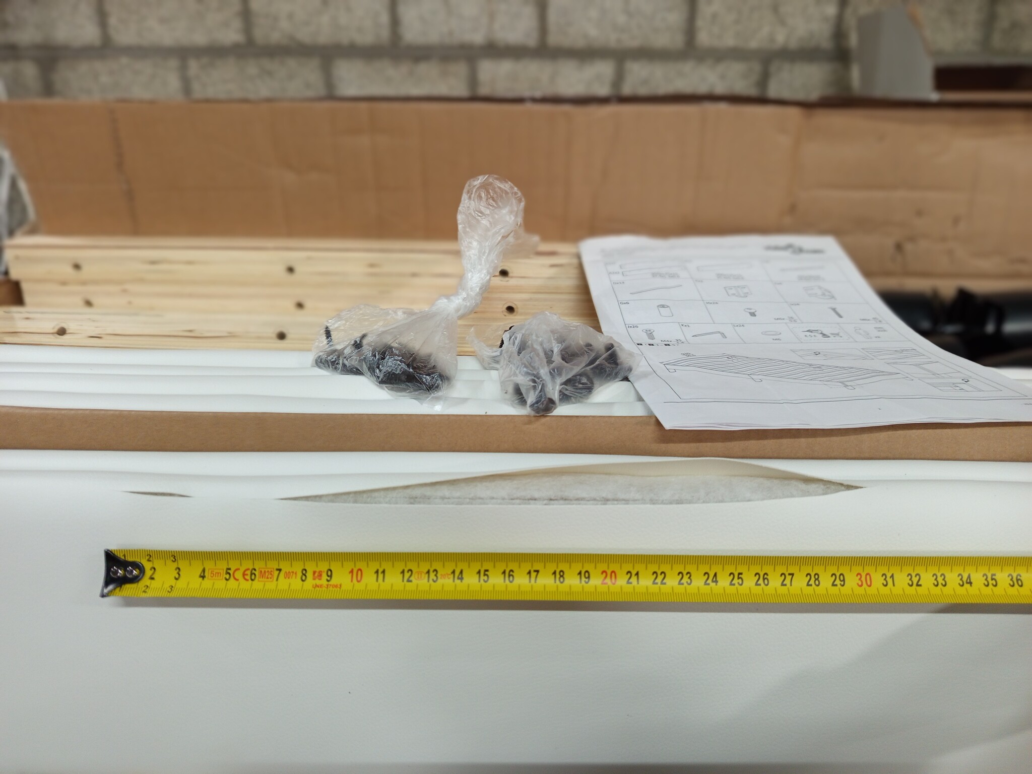 vidaXL Bedframe Kunstleer Wit 90x190 cm - 60% Korting!