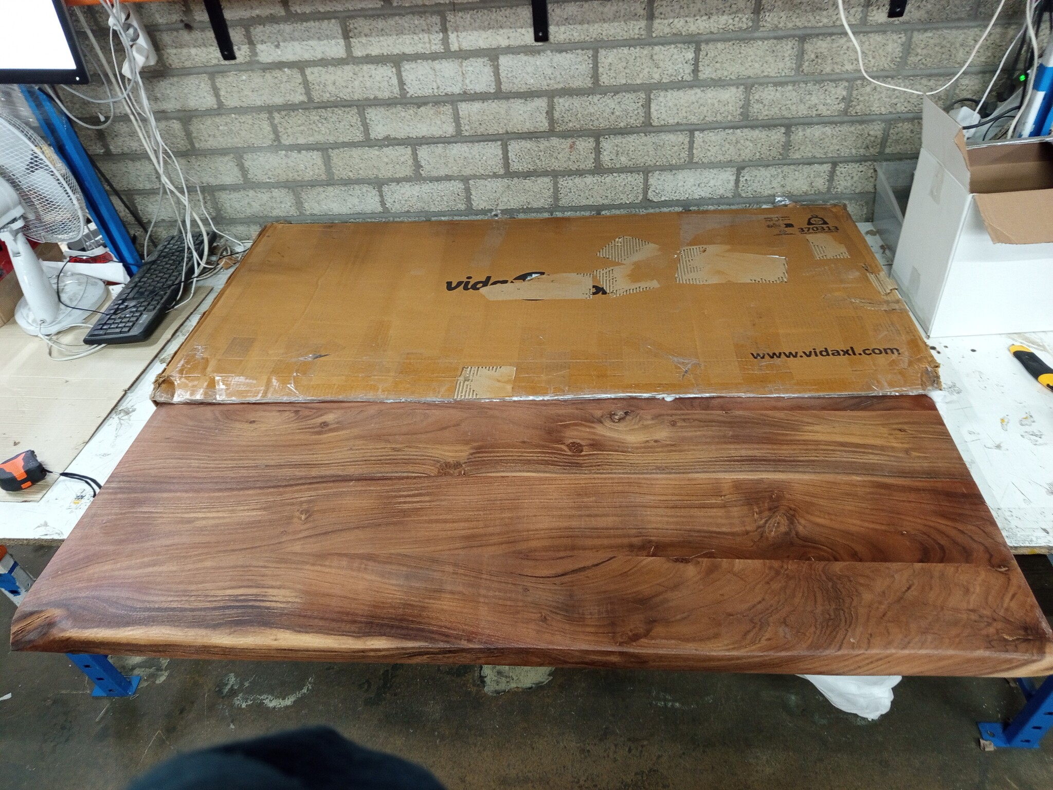 vidaXL Massief Acaciahout Wastafelblad 140x60cm - 55% Korting