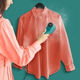 Tefal Pure POP Kledingstomer (1300W) - Bangkok Green - 35% Korting