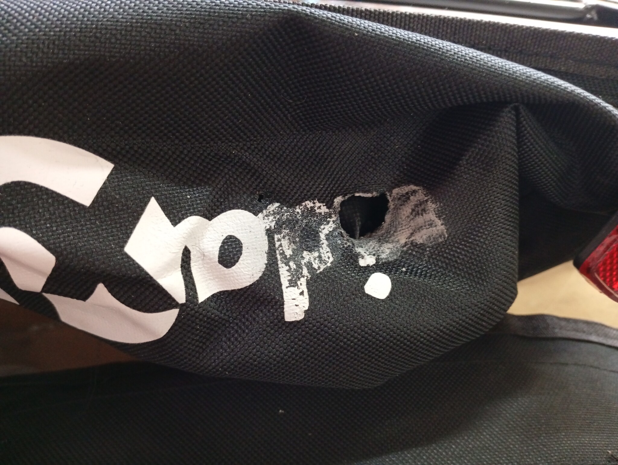 Przyczepka rowerowa 45 kg żelazna czarna