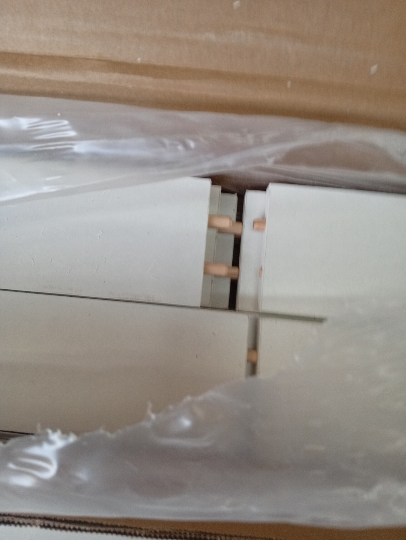 vidaXL Vitrinekast 100x8,5x75 cm - Wit | 60% Korting