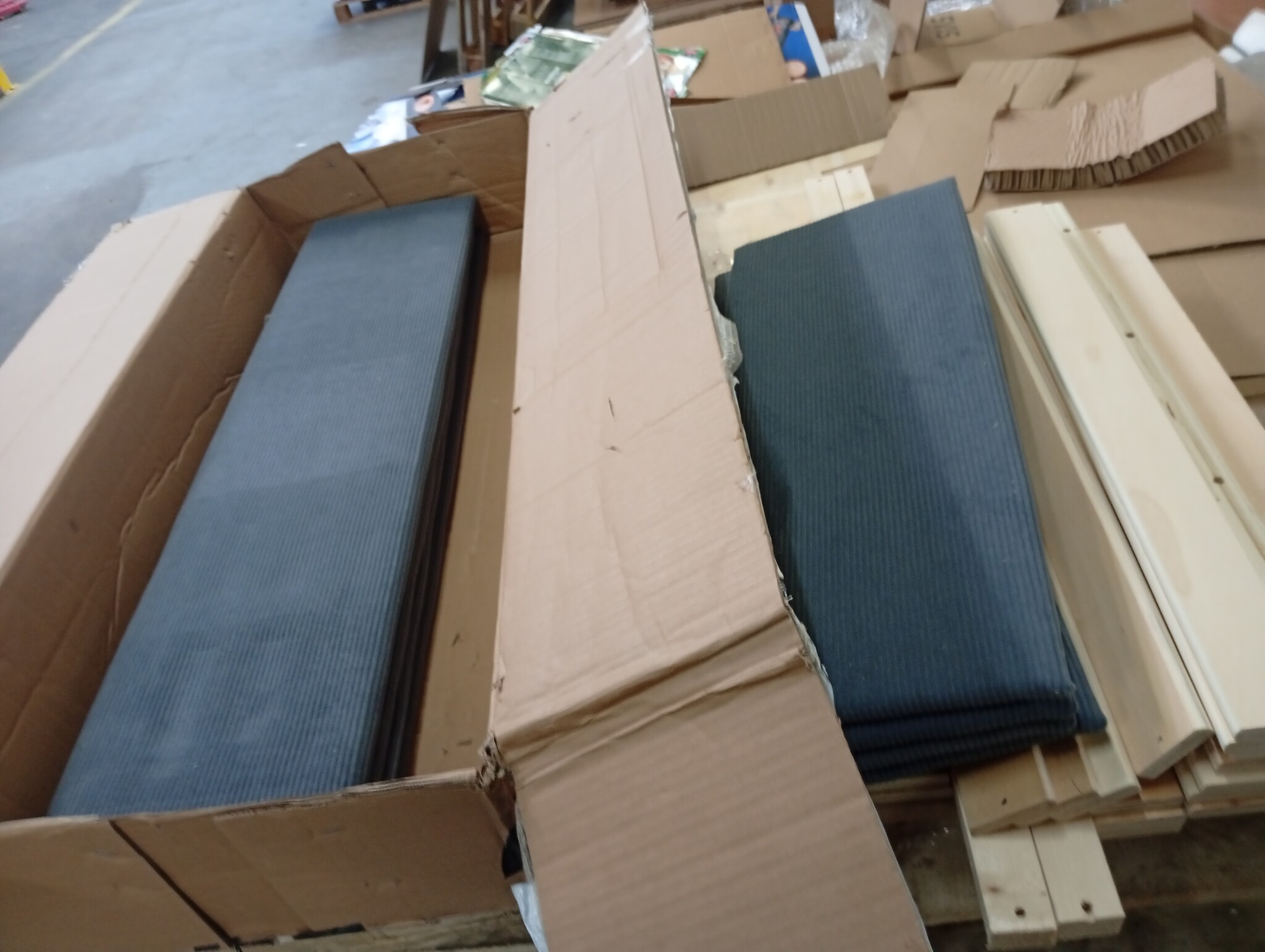 vidaXL Boxspring Bed - Donkergrijs 120x200 cm - 60% Korting!