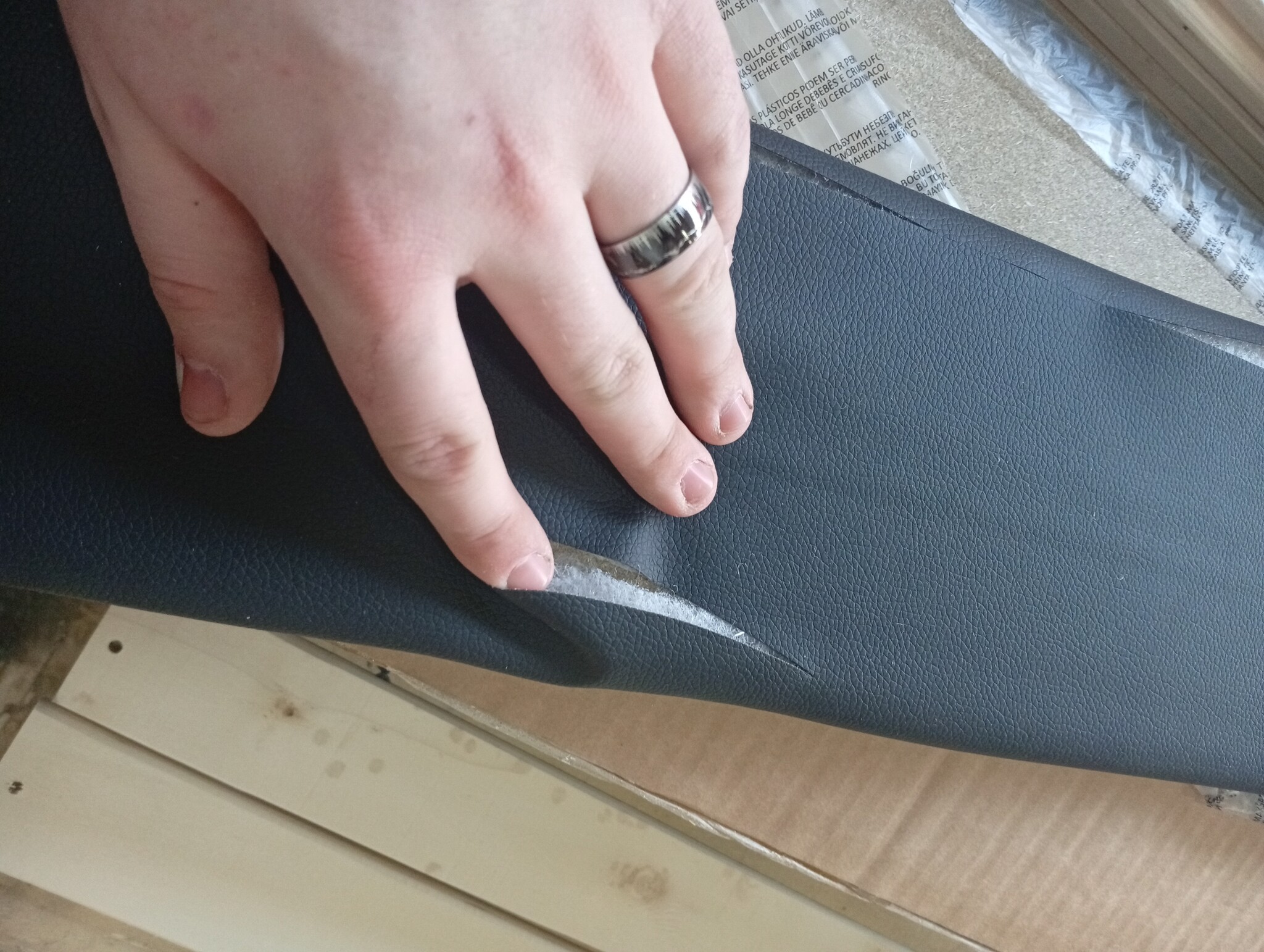 vidaXL Bedframe Kunstleer Zwart 90x190 cm | 60% Korting