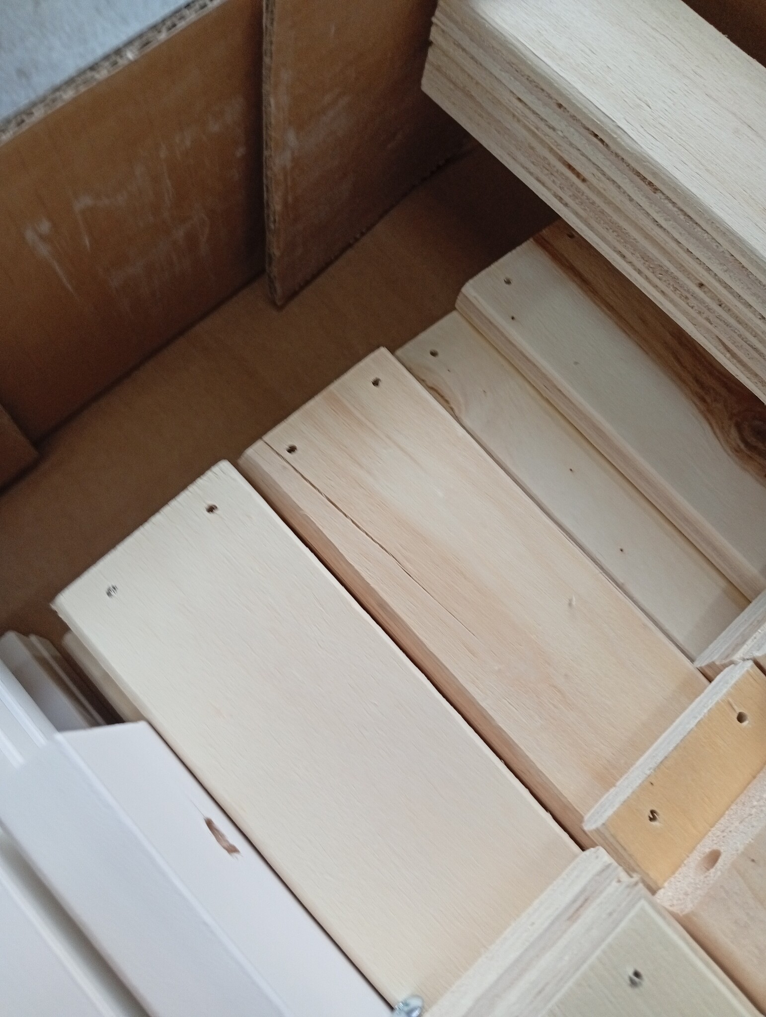 vidaXL Bedframe Grenenhout Wit 140x190 cm - 60% Korting